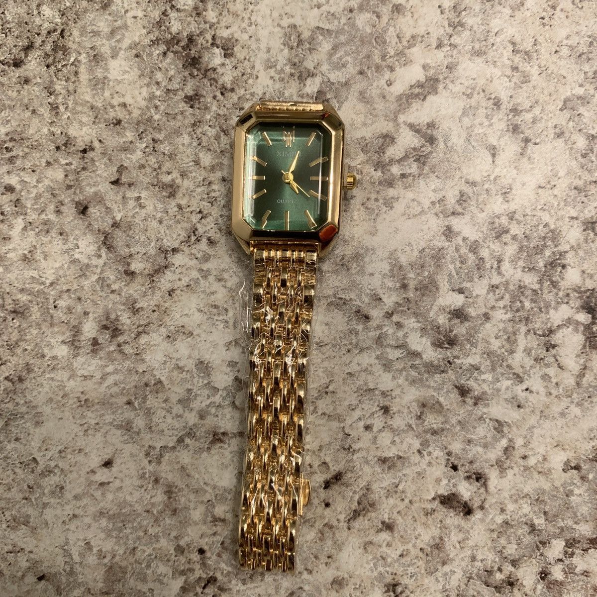 Other Gold analogue quartz watch with green face watch Size ONE SIZE - 1 Thumbnail