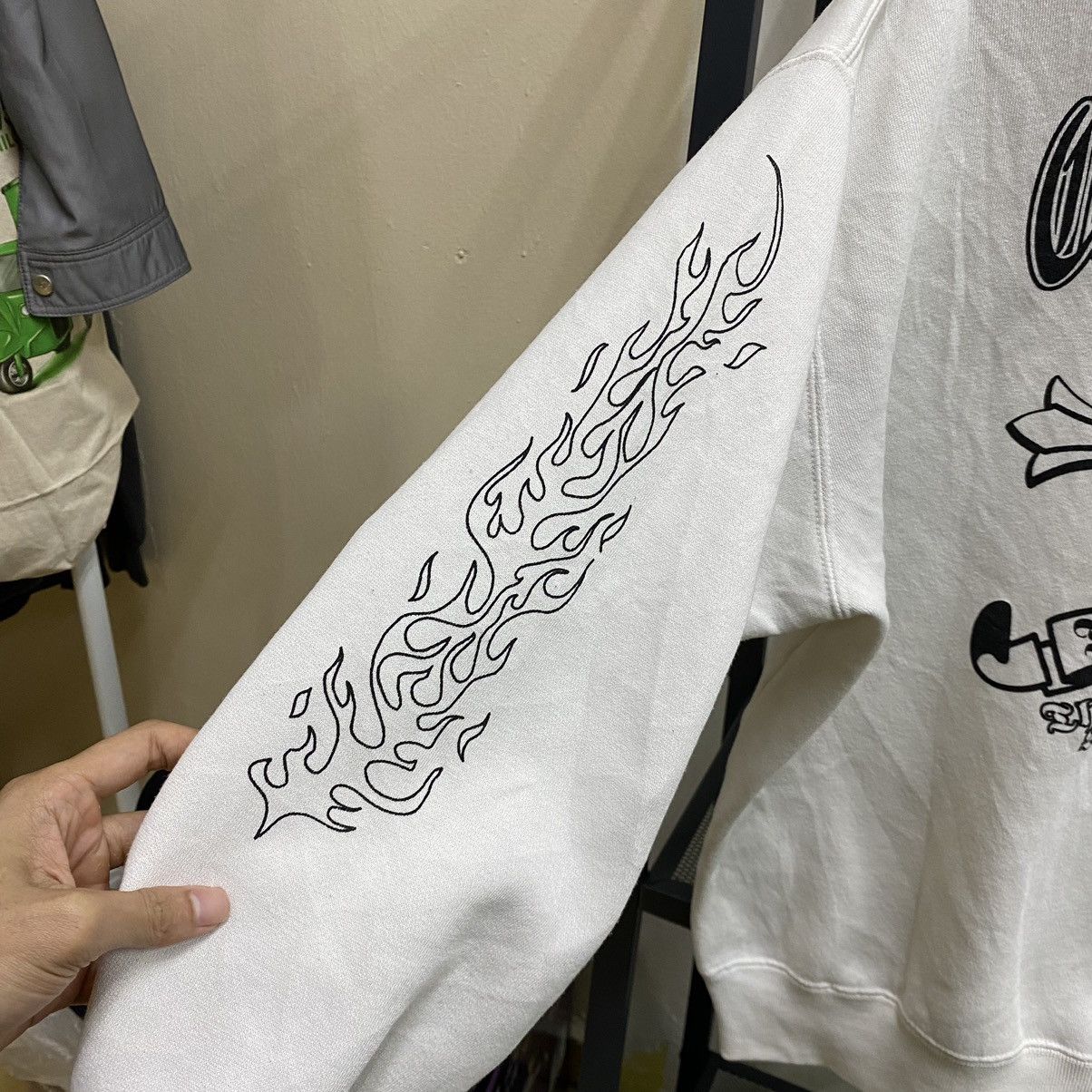 Japanese Brand JAPANESE BRAND SWEATSHIRT BIG LOGO INSPIRED BY CHROME HEARTS Size US S / EU 44-46 / 1 - 4 Thumbnail