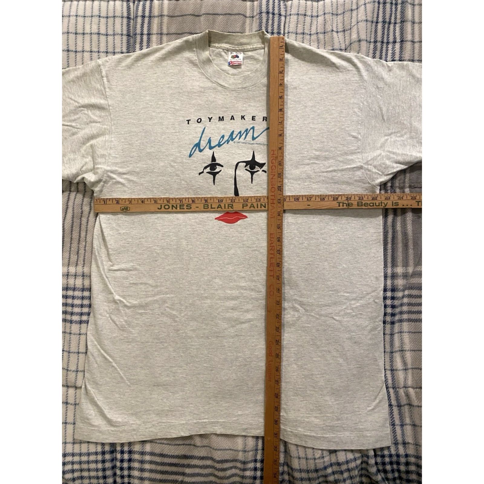 Fruit Of The Loom VINTAGE Fruit of the Loom T-Shirt XL Gray Dream Toymaker’s Dream 80s Theater Graphic Print Double-Sided Mens Shirt Size US XL / EU 56 / 4 - 3 Thumbnail