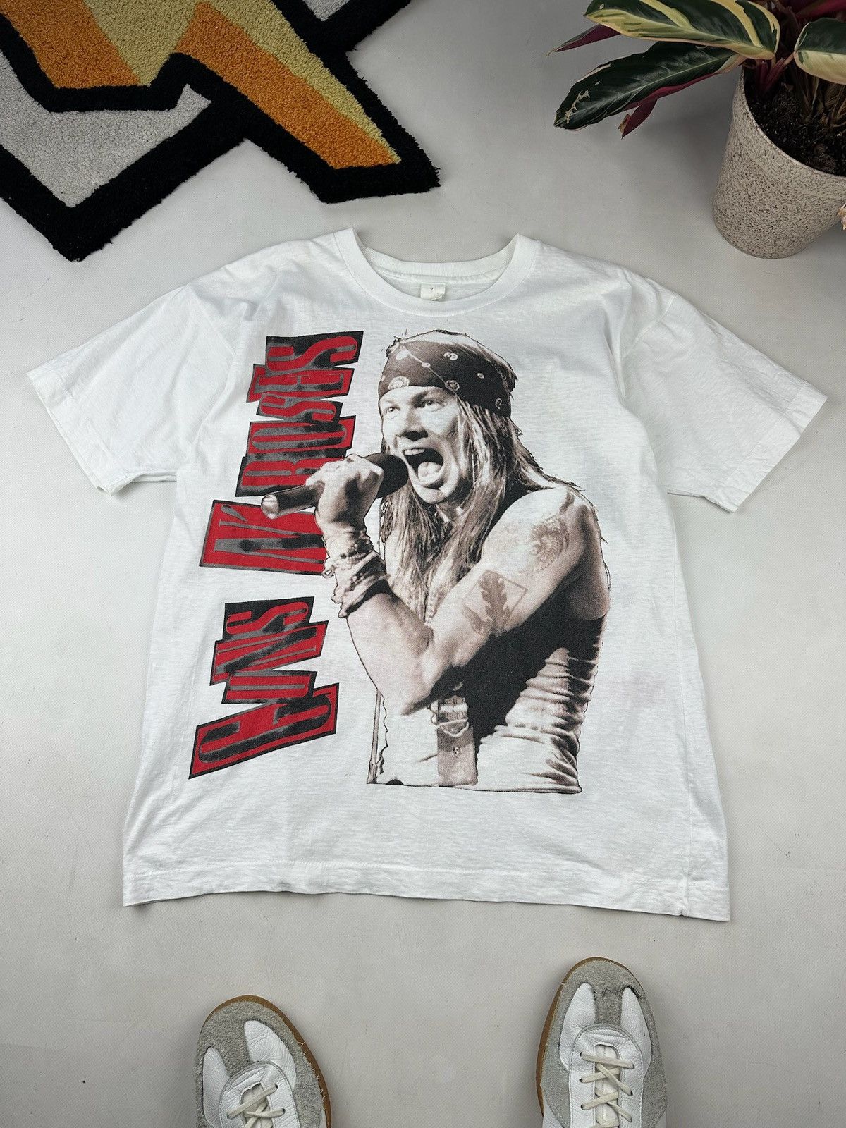 Band Tees Axl Rose Vintage Guns N Roses T Shirts Vintage Band Tees Size US XL / EU 56 / 4 - 3 Thumbnail