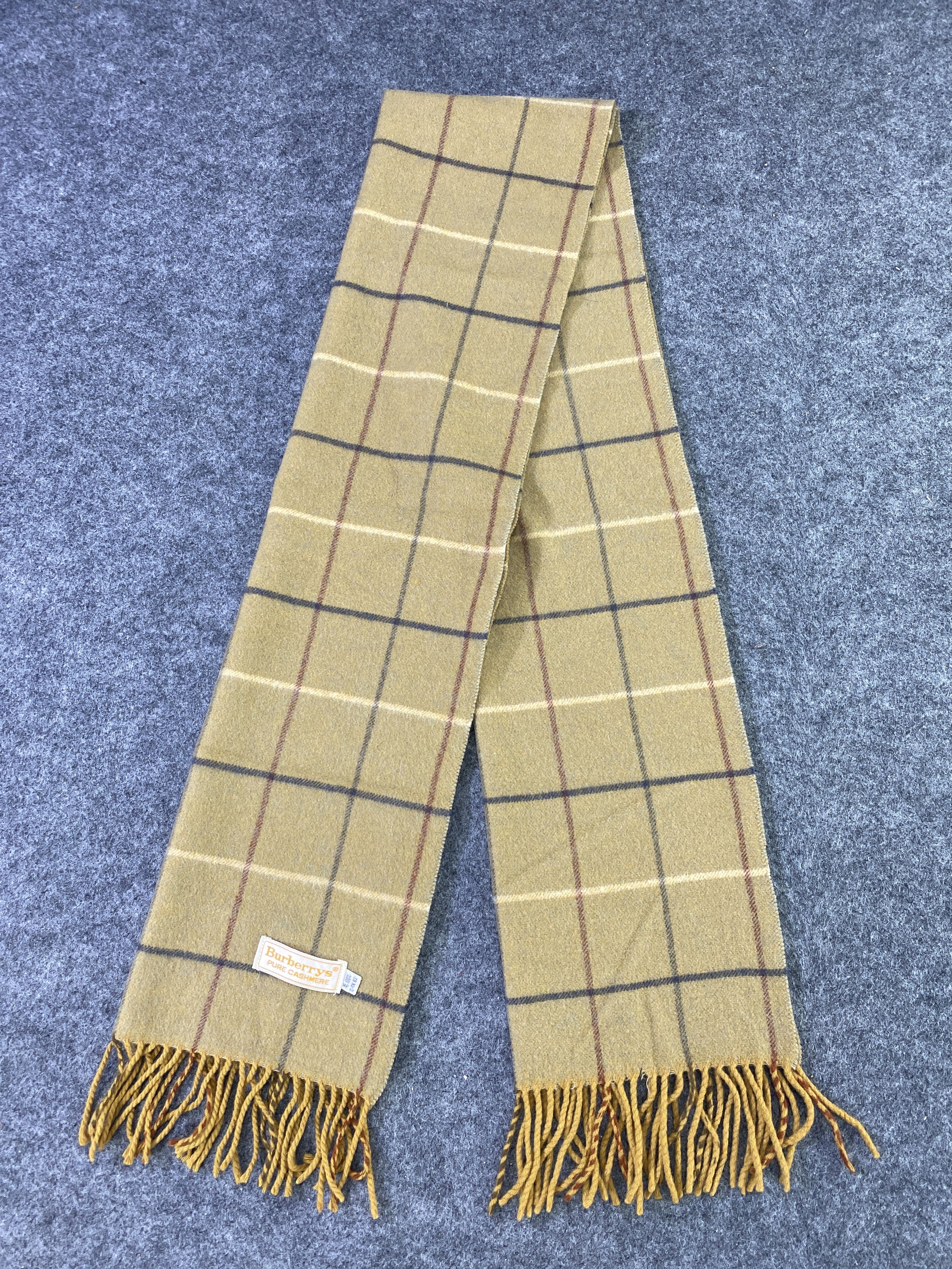 Burberry VINTAGE BURBERRY Scarf / Muffler / Neckwear -T688 Size ONE SIZE - 4 Thumbnail