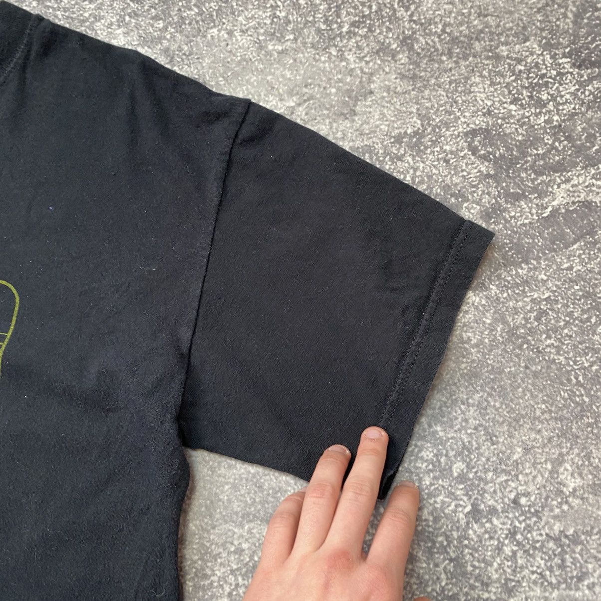 Vintage 2001 Star Trek First Contact Borg Queen Screen Stars Tee Size US L / EU 52-54 / 3 - 6 Thumbnail