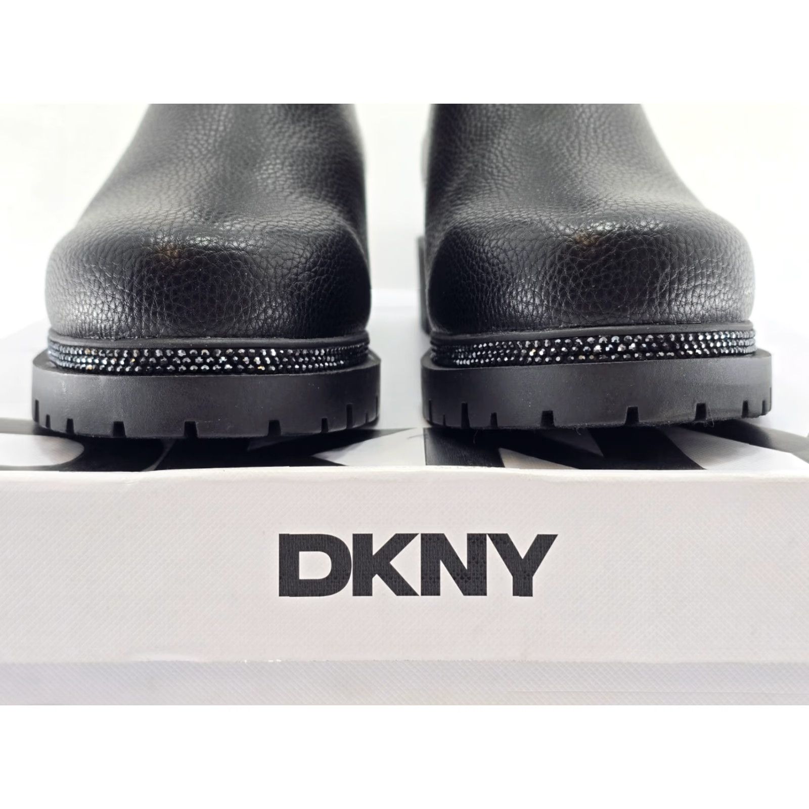 DKNY DKNY Rick Chelsea Boot - Woman's Boots - Black - Sz 9 - DKNY - Boots - Women - 9 - Black - Rick Chelsea - 90s? Size US 9 / IT 39 - 4 Thumbnail