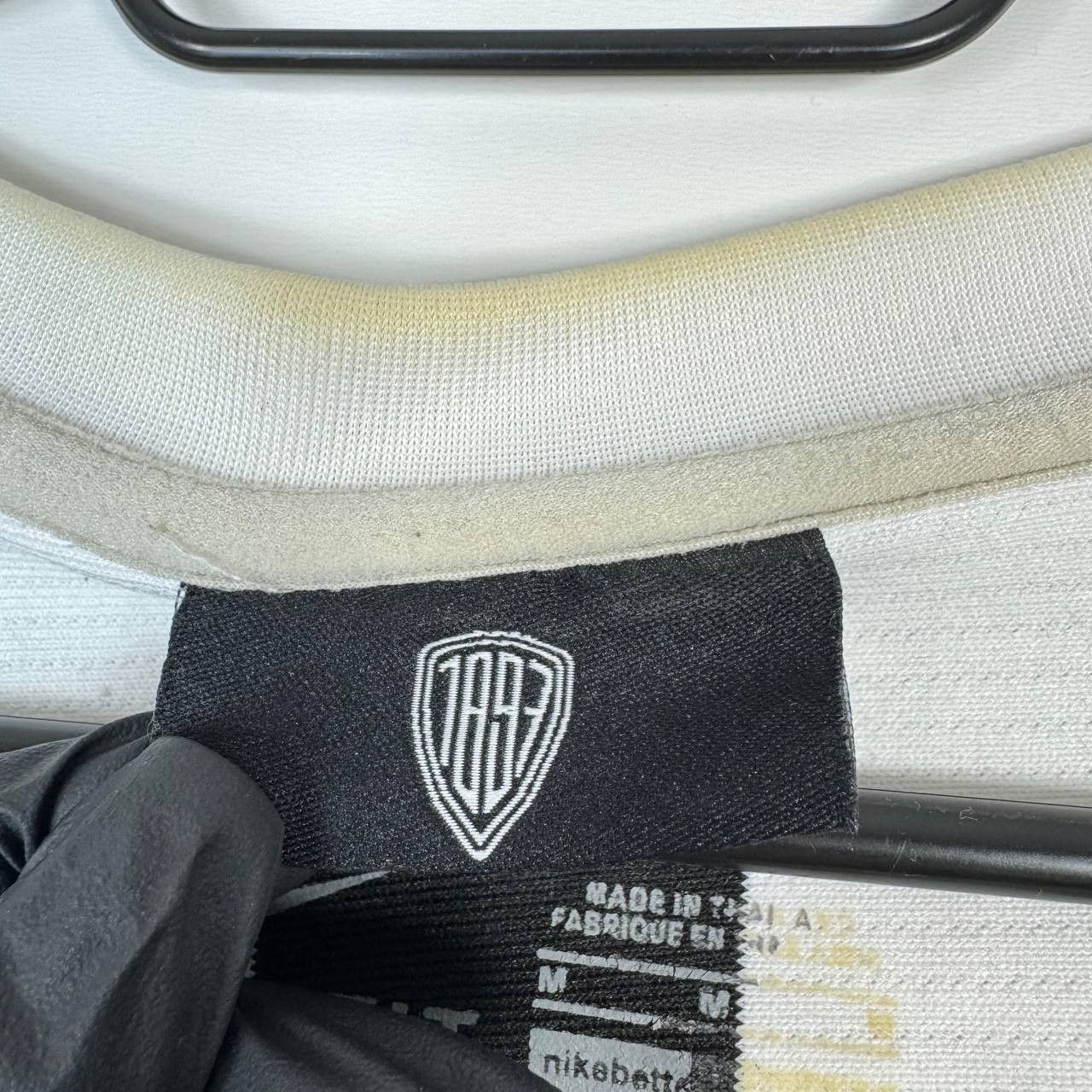Nike Juventus Home Shirt Nike Jeep 382474-701 Mens Size M Size US M / EU 48-50 / 2 - 6 Thumbnail
