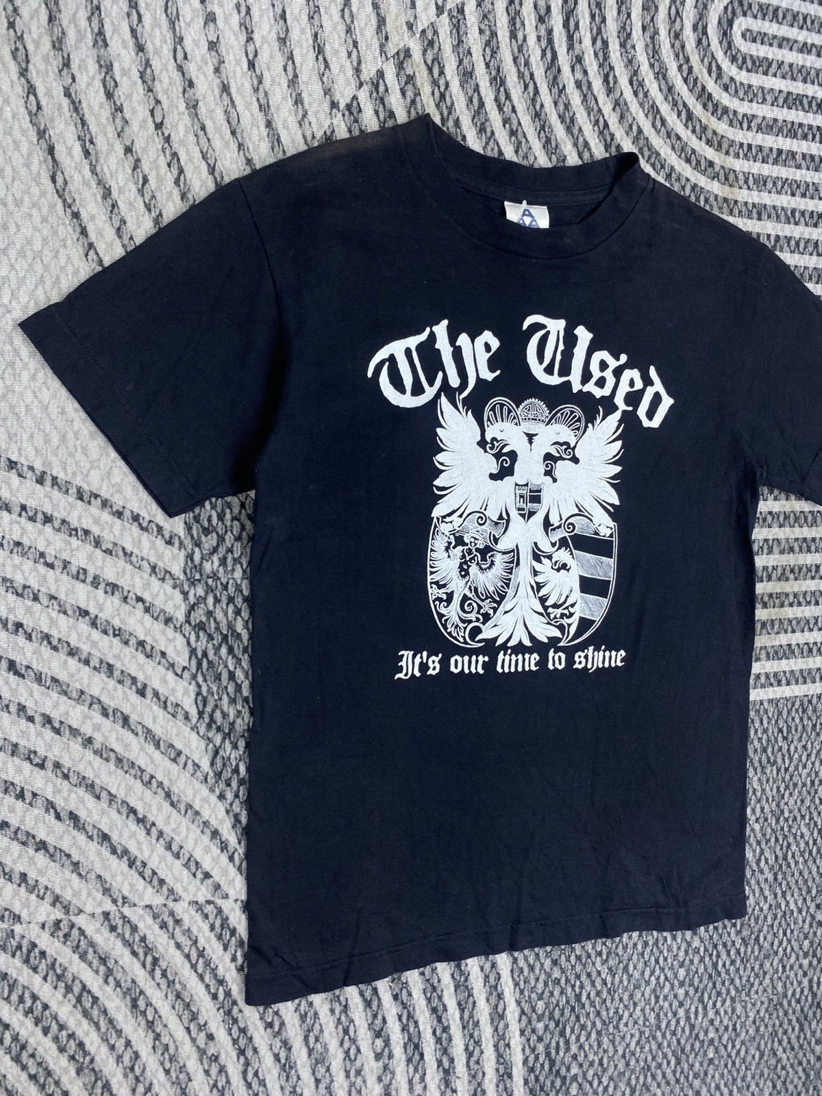 Alstyle Vtg 2000’s The Used It’s Our Time To Shine T-Shirt Size US S / EU 44-46 / 1 - 3 Thumbnail