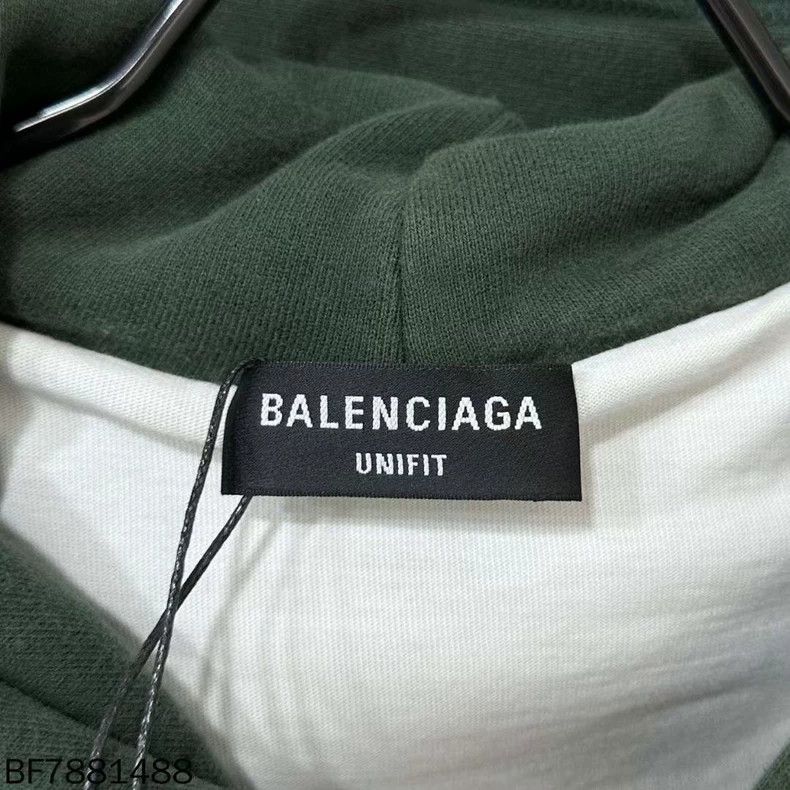 Balenciaga Balenciaga Green double-layer hooded sweater with big dama Size US M / EU 48-50 / 2 - 4 Thumbnail