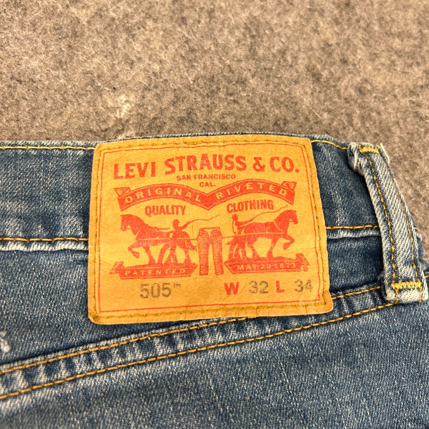 Levi's Levi's 505 Jeans Mens 32x34 Blue Regular Fit Straight Size US 32 / EU 48 - 7 Thumbnail
