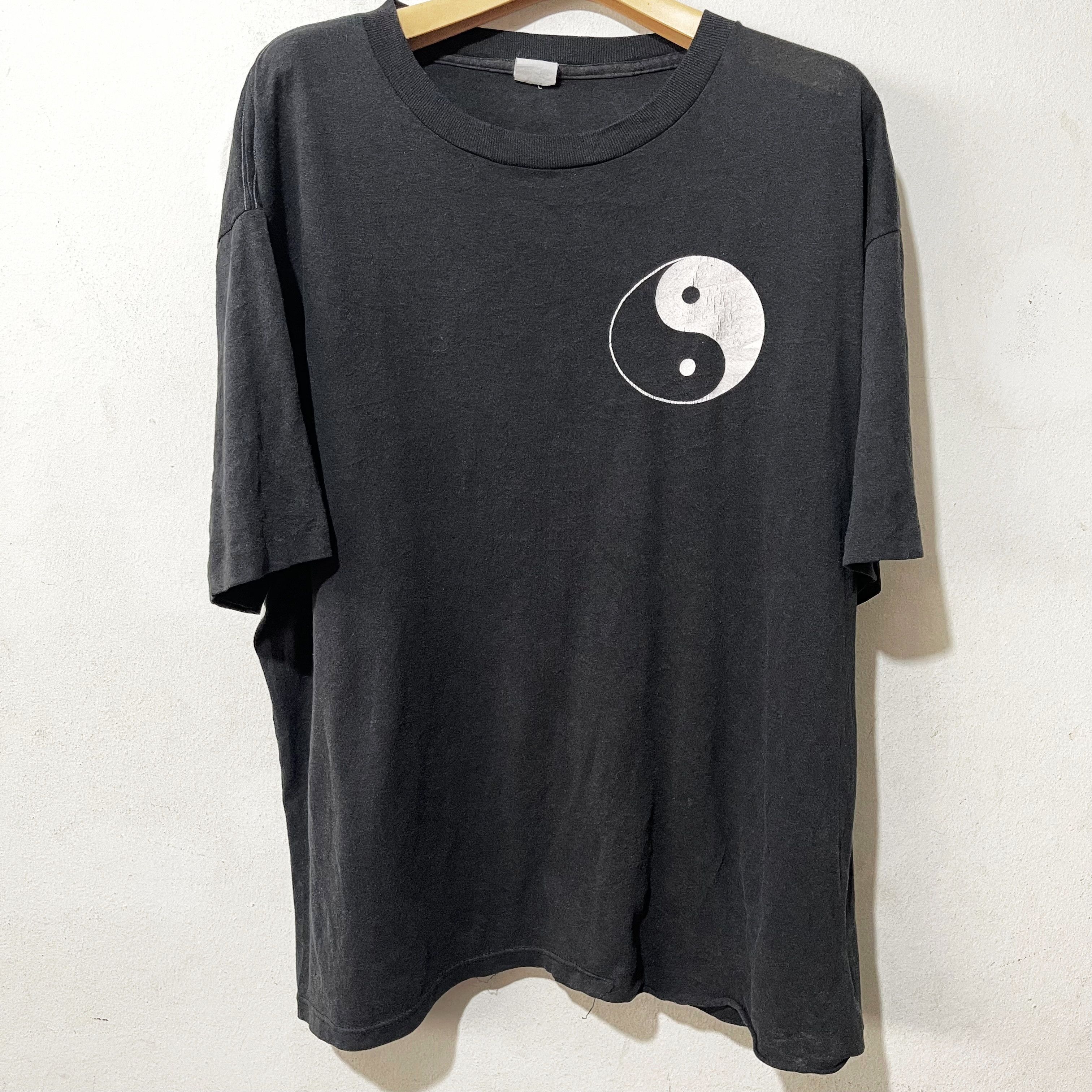 Vintage Vintage 90s Yin and yang Shirt Size US XL / EU 56 / 4 - 1 Thumbnail