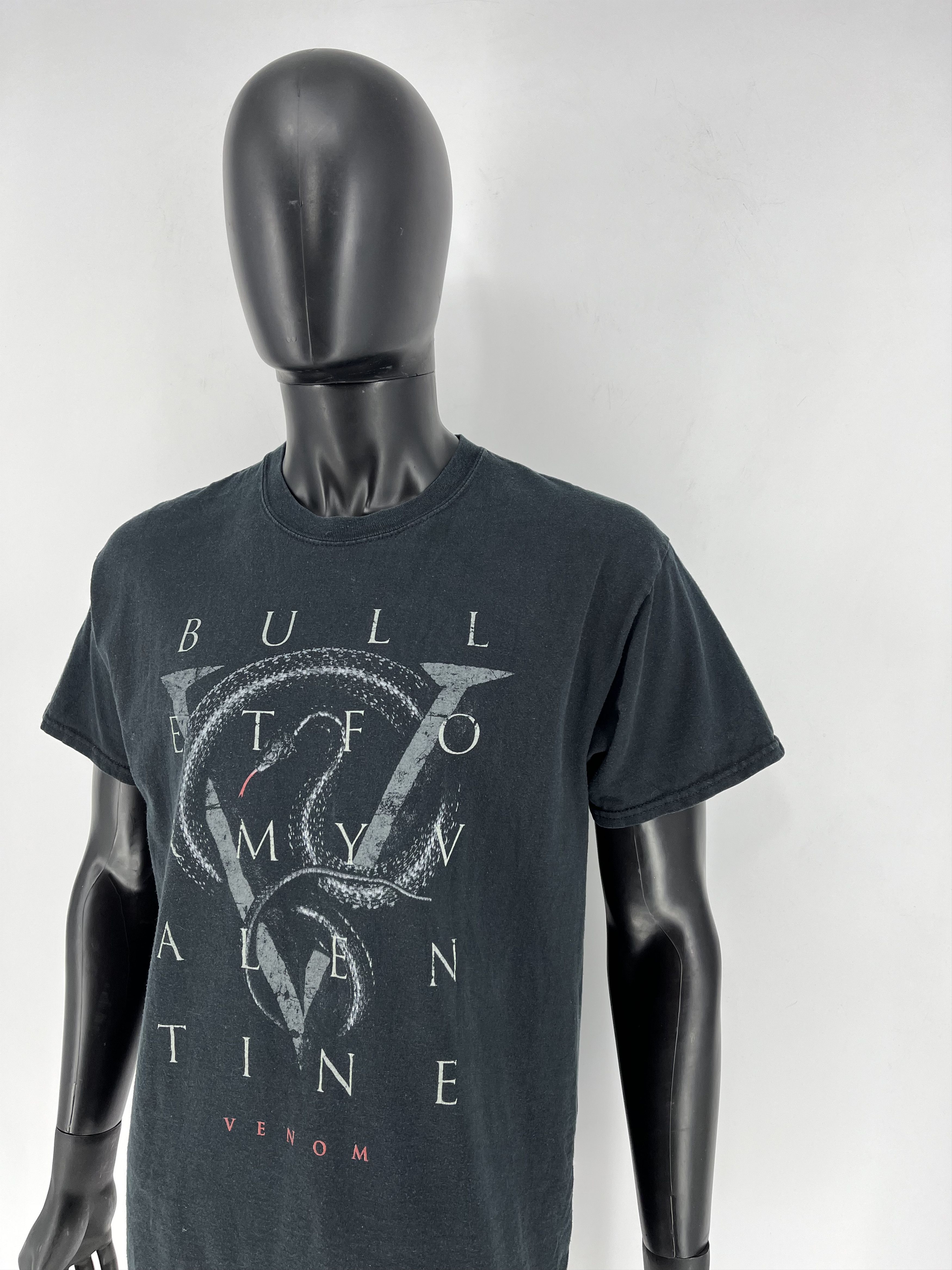 Band Tees × Vintage Vintage Y2K Bullet For My Valentine Tour Tee Band Rock Shirt Size US L / EU 52-54 / 3 - 4 Thumbnail
