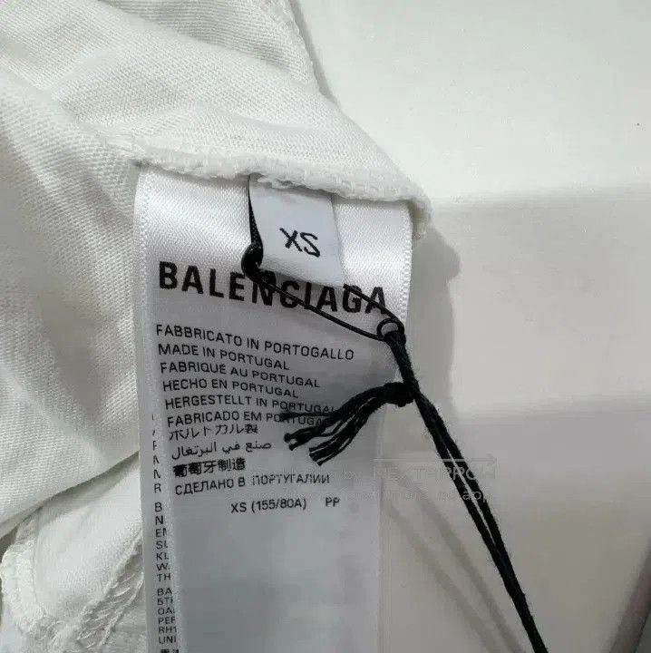Balenciaga Balenciaga Love Print Oversized Short Sleeve T. Size US XS / EU 42 / 0 - 6 Thumbnail