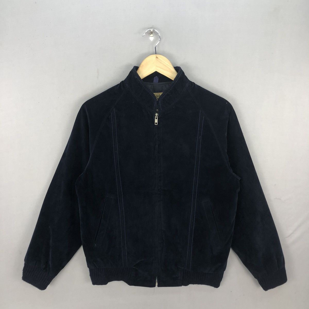 Japanese Brand Vintage 90’s Velvet Zipper Jacket Size US S / EU 44-46 / 1 - 1 Thumbnail