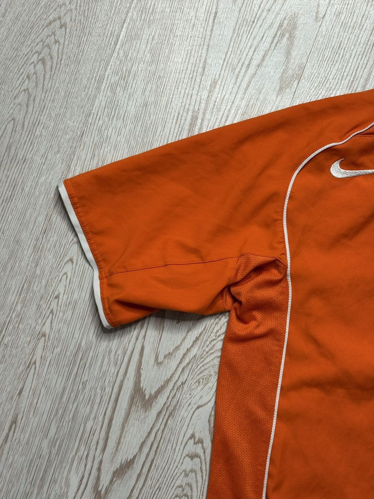 Nike Vintage Nike Netherlands 2003/04 Home Football Jersey size S Size US S / EU 44-46 / 1 - 3 Thumbnail