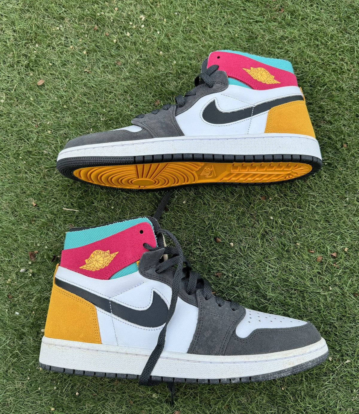 Nike AIR JORDAN 1 ZOOM AIR HIGH SNEAKERS Size US 10 / EU 43 - 3 Thumbnail