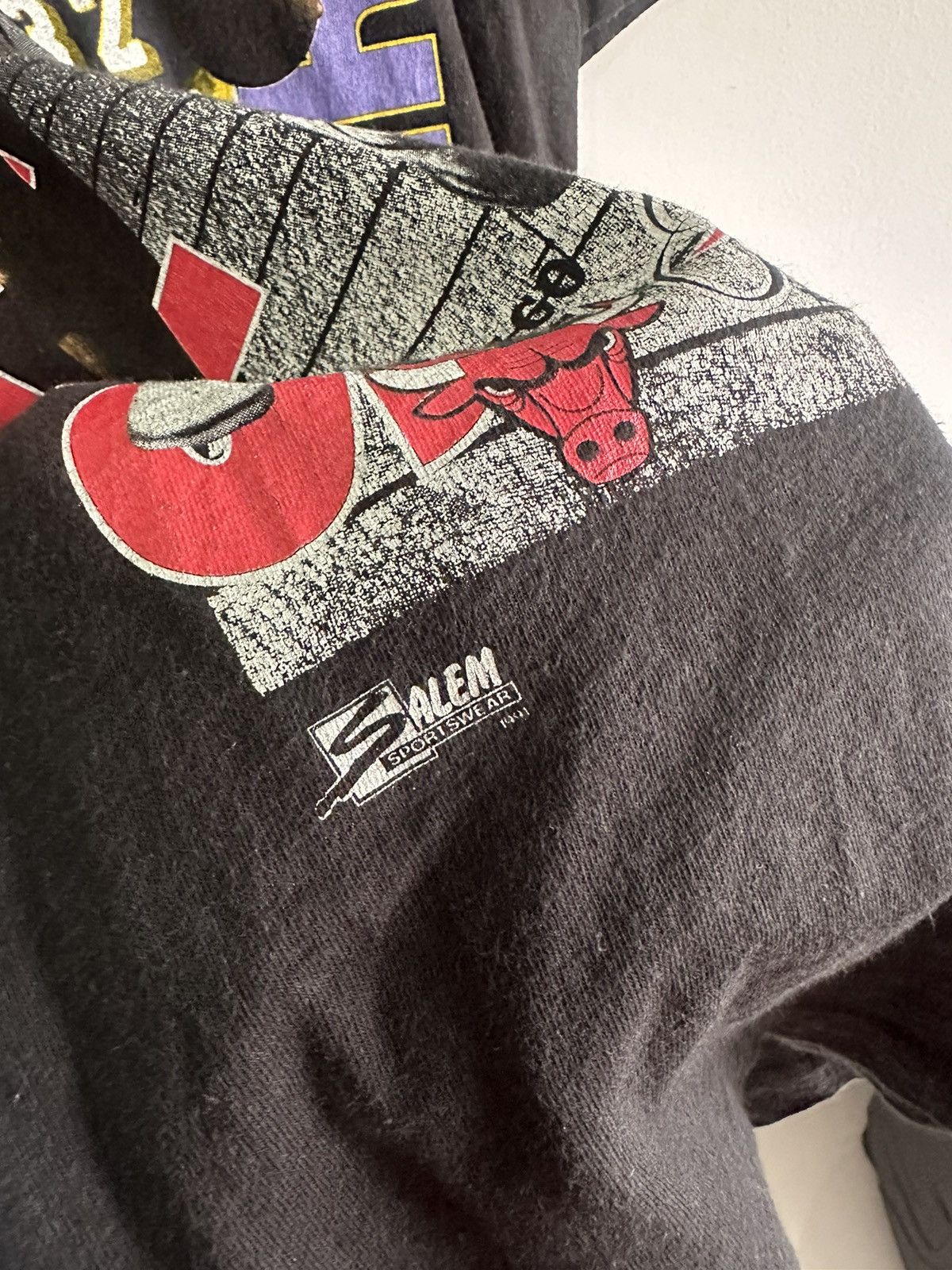 NBA Vintage 90’s NBA Finals Chicago Bulls Vs Lakers Rare USA Size US L / EU 52-54 / 3 - 5 Thumbnail