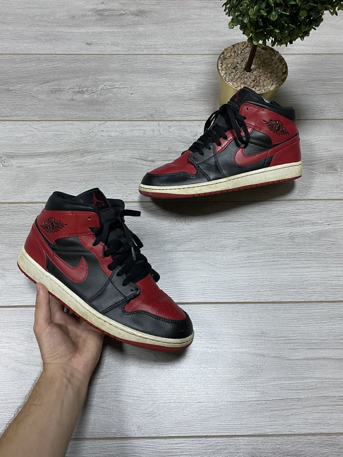 Jordan Brand Air Jordan Banned 1 (Bred 1) leather Size US 10.5 / EU 43-44 - 1 Thumbnail