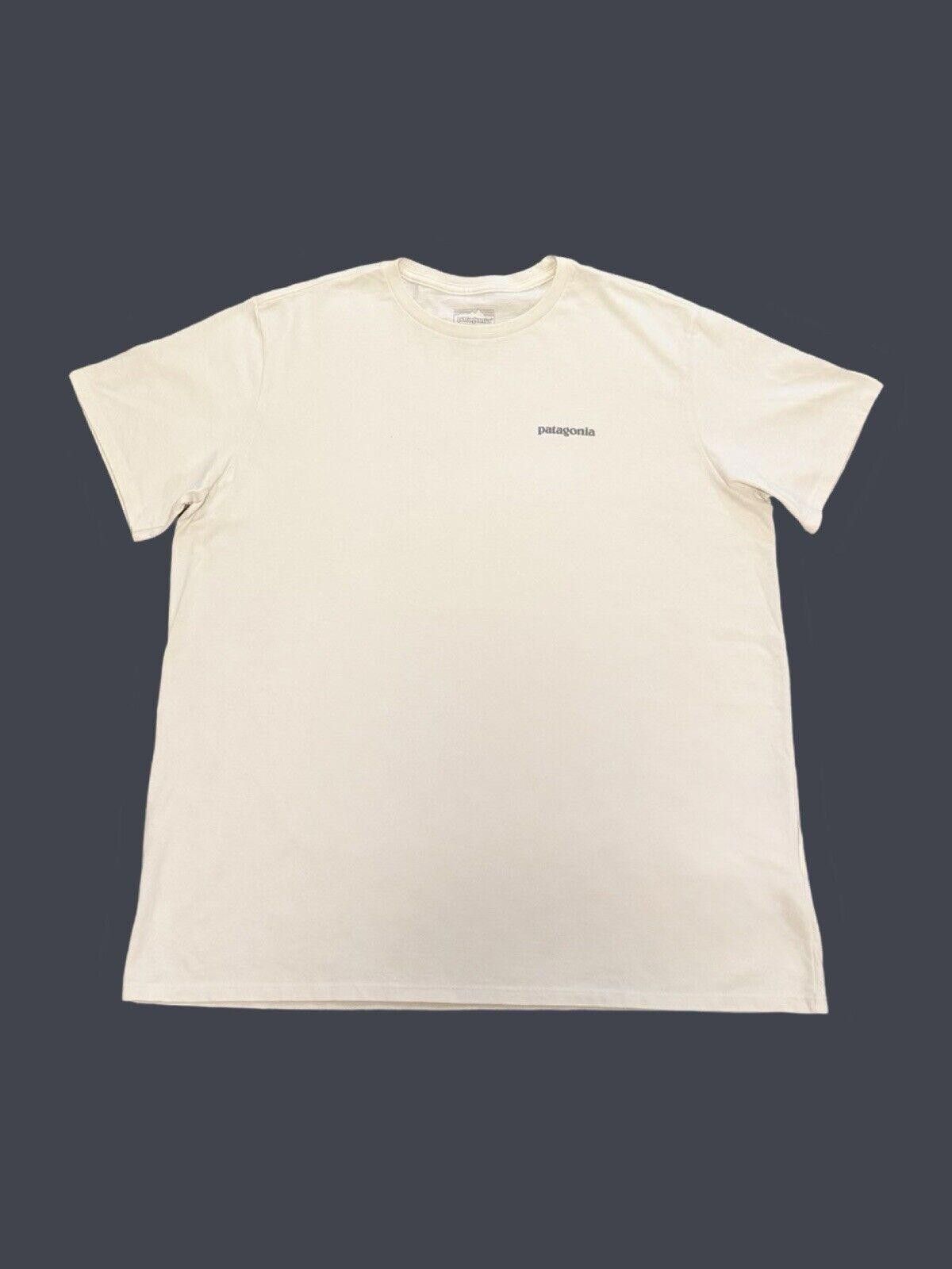 Patagonia Patagonia Fitz Roy Icon Responsibili-Tee XL Birch White Size US XL / EU 56 / 4 - 1 Thumbnail
