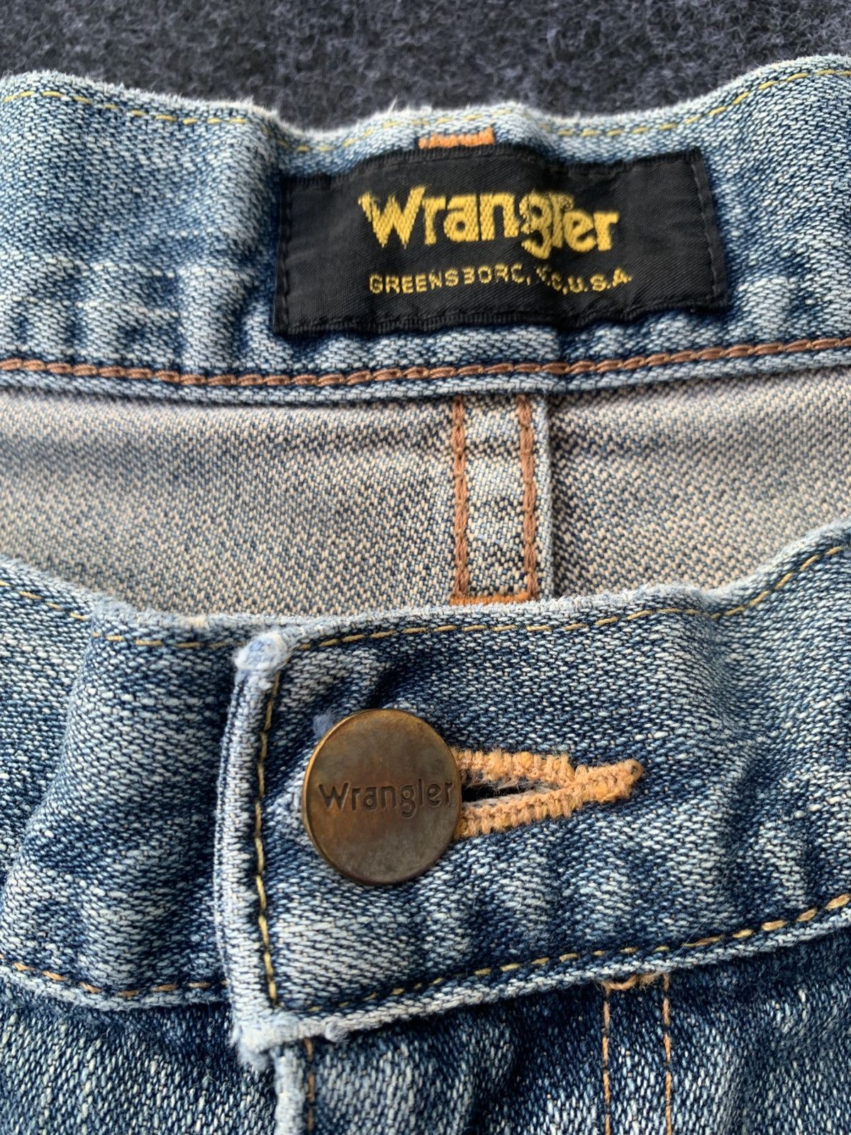 Wrangler Vintage Wrangler jeans. (23) Size US 34 / EU 50 - 6 Thumbnail