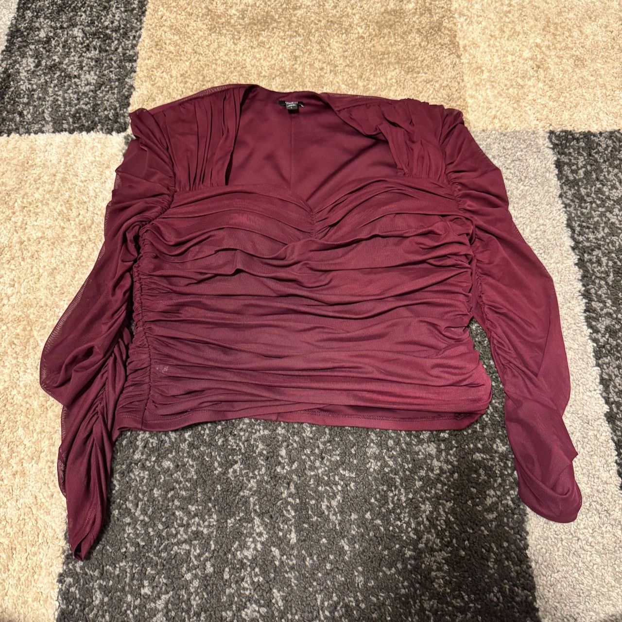 Express Express Burgundy Long Sleeve Ruched Top Size L / US 10 / IT 46 - 4 Thumbnail