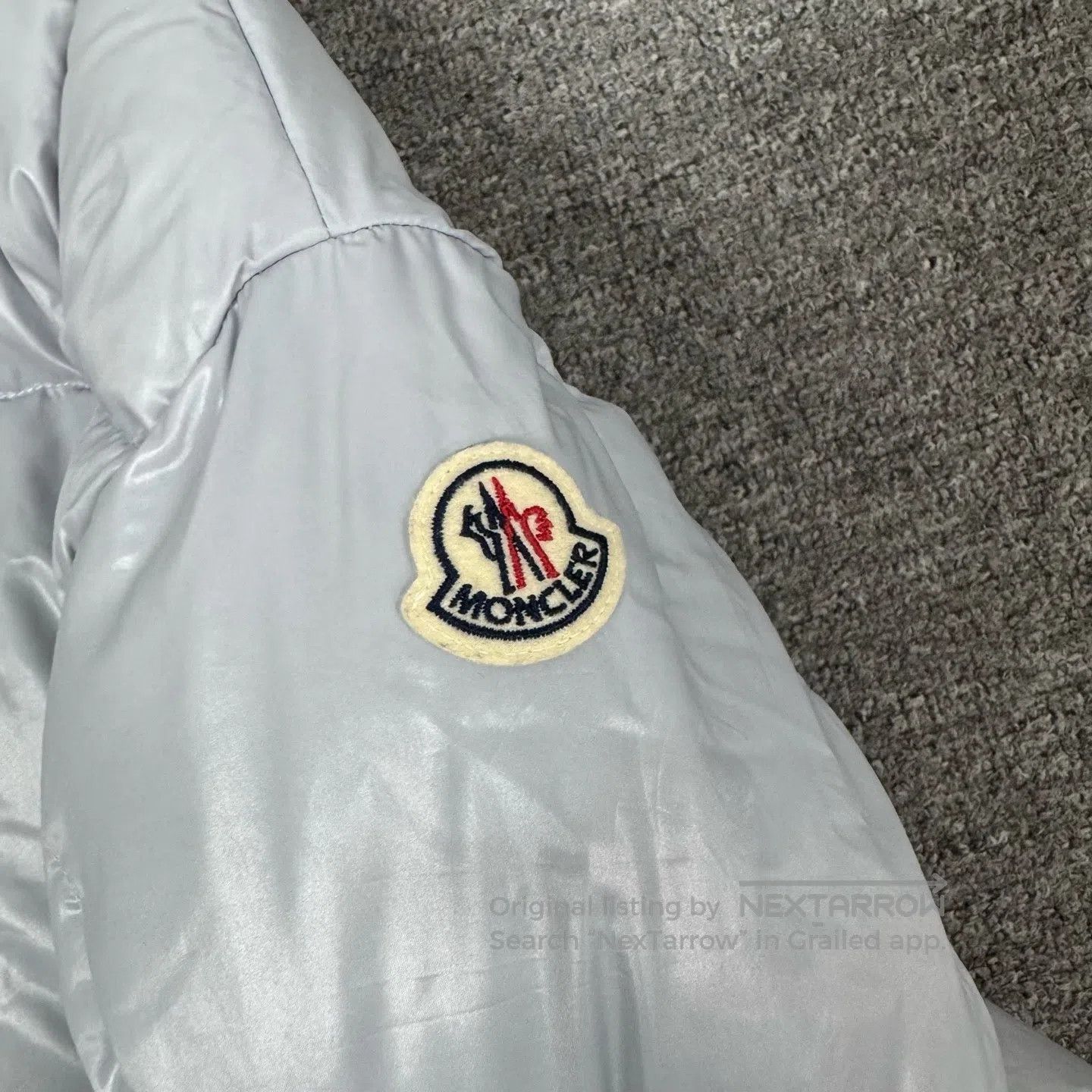 Moncler Moncler Parana Series: Curved-Shaped Down Jacket| Size US M / EU 48-50 / 2 - 3 Thumbnail