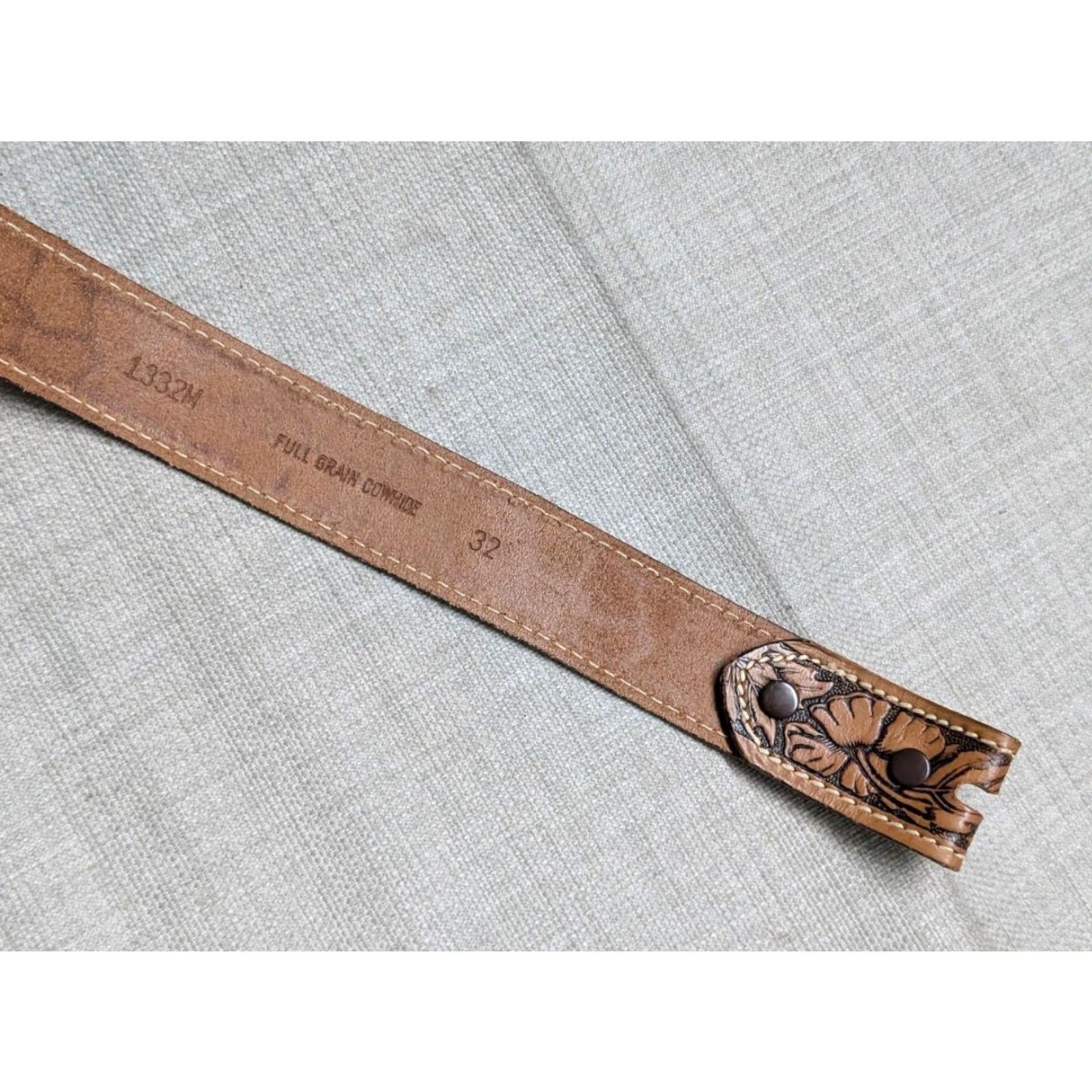 Vintage VINTAGE westERn belt tooled cowhide brown 32 belt Mens Western Belt Rodeo Buckle Straps 1-1/2" Size 32 - 6 Thumbnail