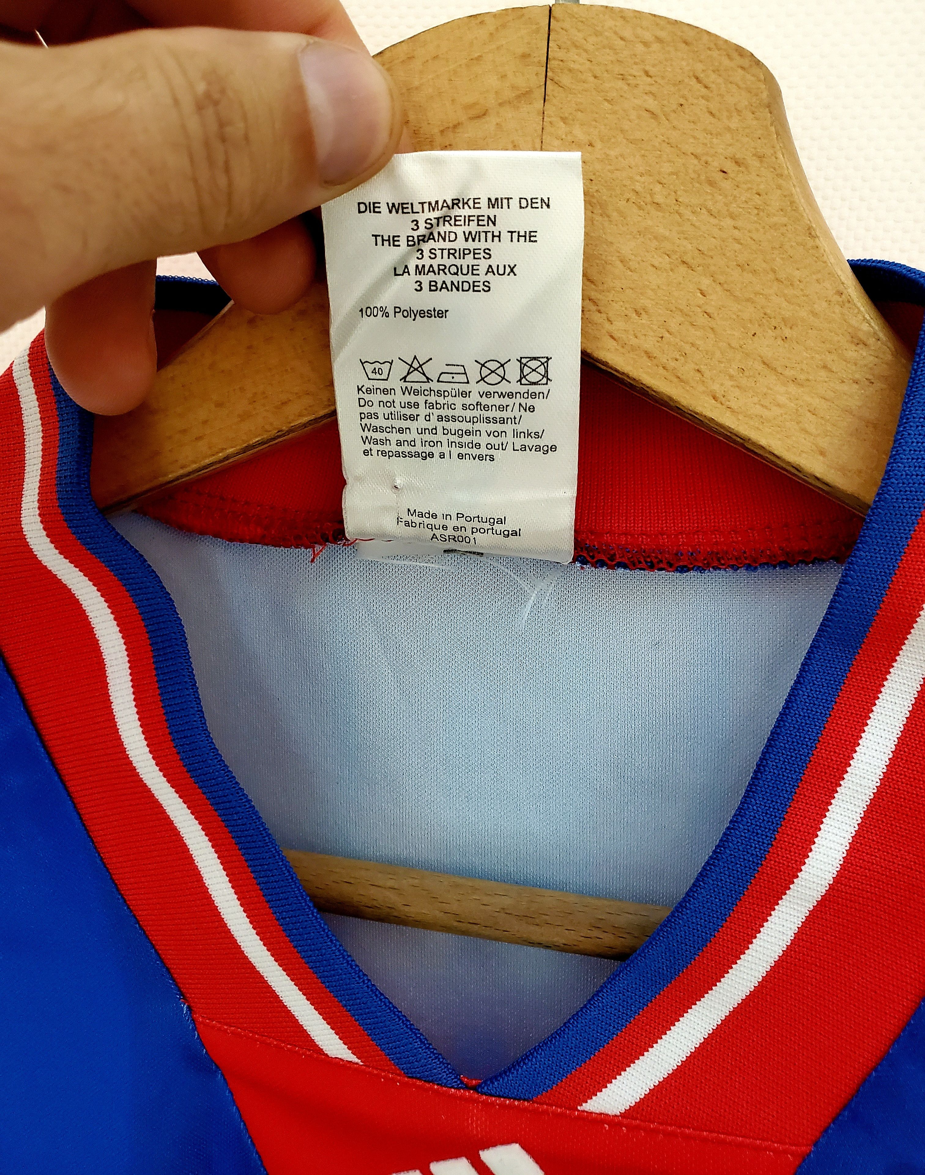 Vintage RANGERS SCOTLAND 1992/1994 HOME FOOTBALL SHIRT M Size US M / EU 48-50 / 2 - 4 Thumbnail