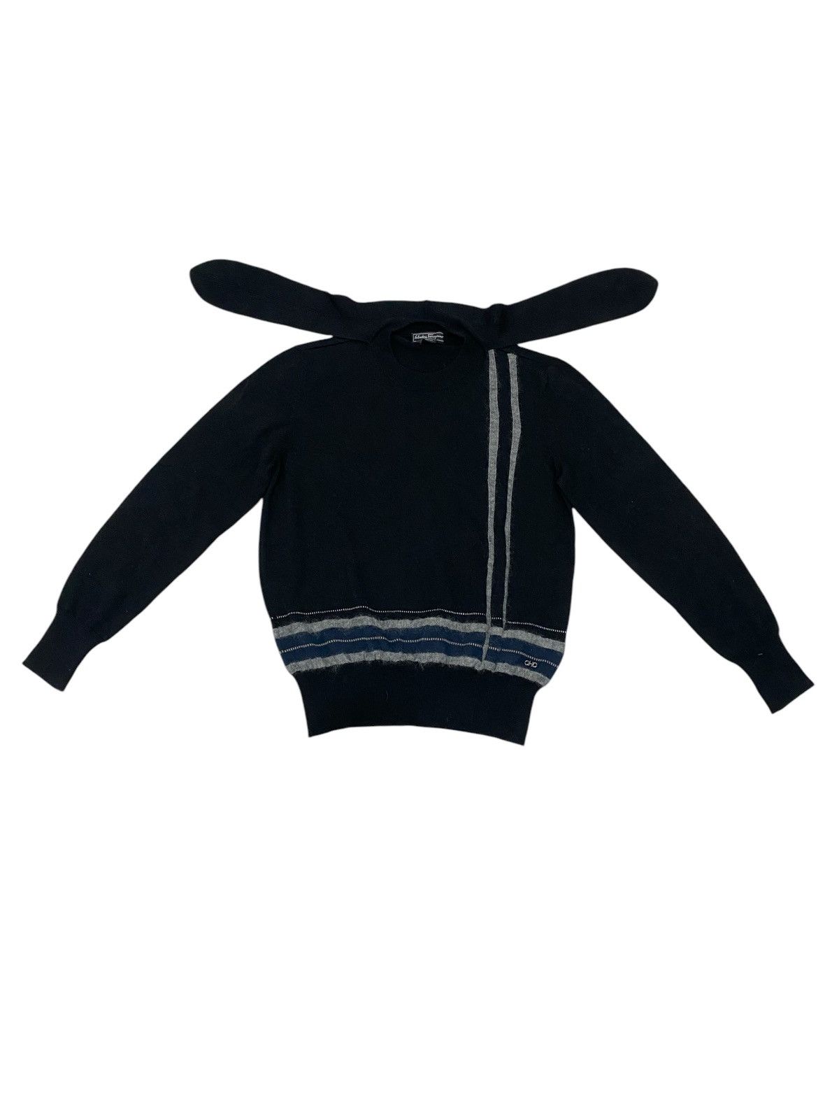 Salvatore Ferragamo Salvatore Ferragamo Scarve Colar Knitwear Size US XL / EU 56 / 4 - 1 Thumbnail