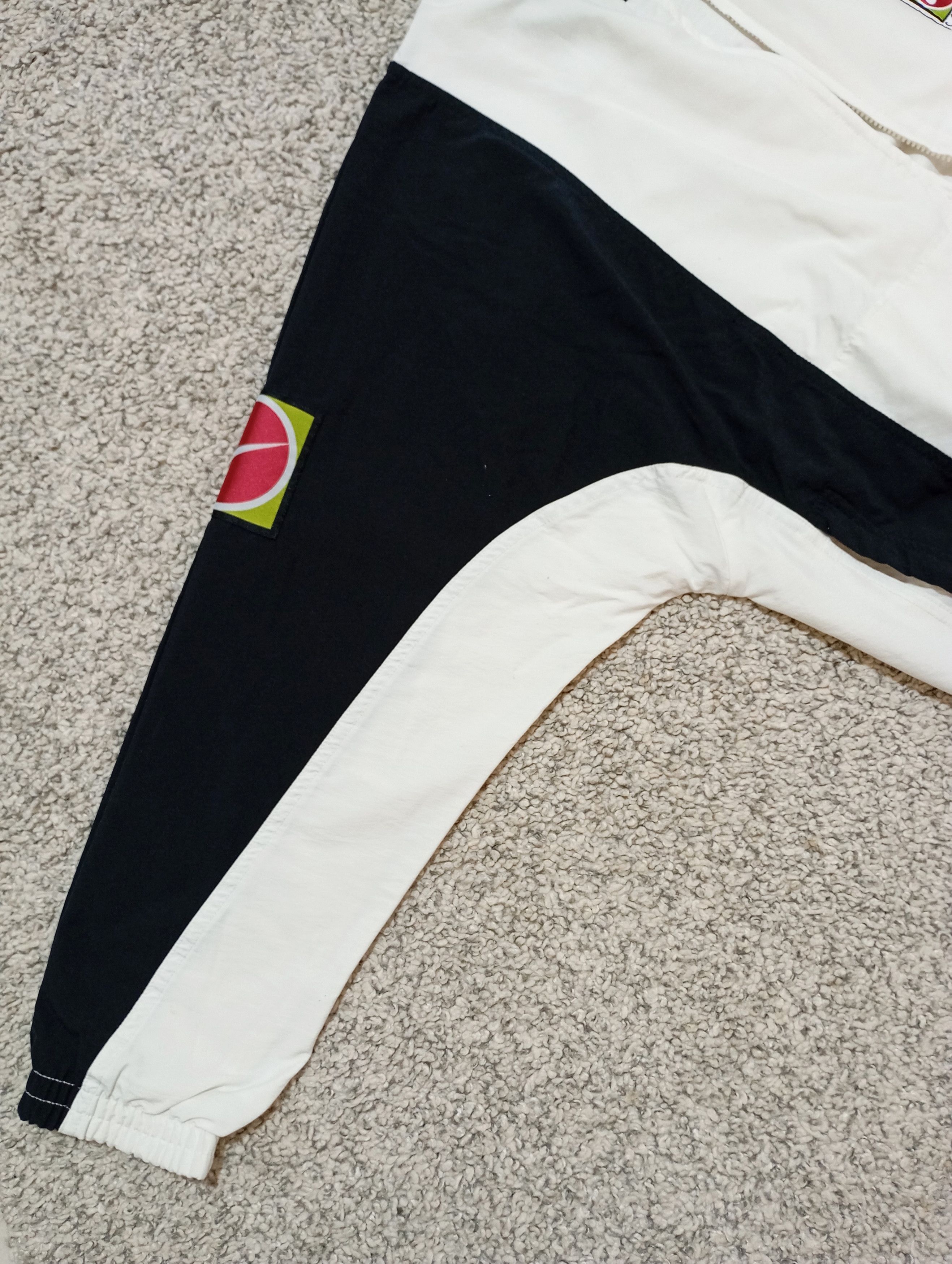 Nike Vintage Nike Challenge Court Jacket Andre Agassi Windbreaker Size US S / EU 44-46 / 1 - 9 Thumbnail