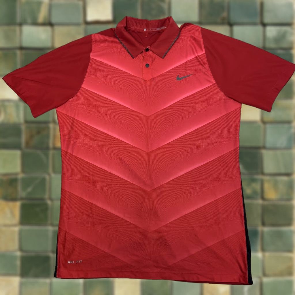 Nike VINTAGE Nike Tiger Woods Polo Shirt Mens M Red DRI-FIT Golf Shirt Size US M / EU 48-50 / 2 - 1 Thumbnail