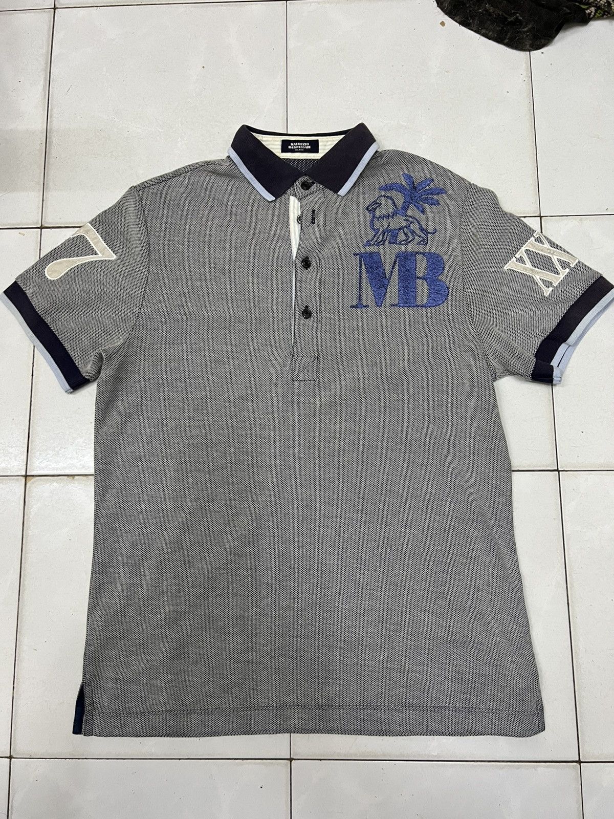 Maurizio Baldassari Maurizio Baldassari MB button up shirt polo 27 Size US S / EU 44-46 / 1 - 1 Thumbnail