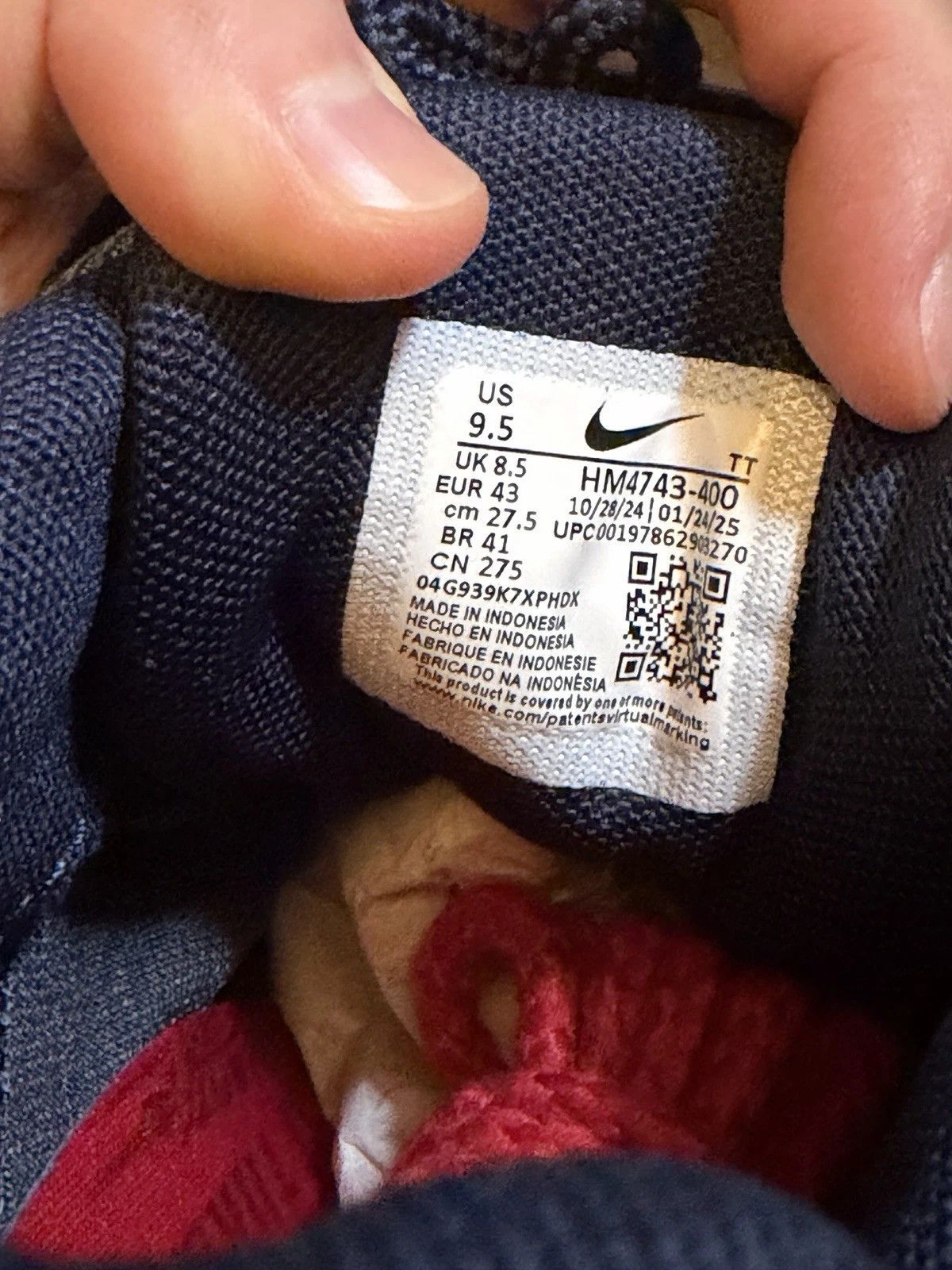 Levi's × Nike Levi's x Nike Air Max 95 OG Obsidian Size 9.5 Size US 9.5 / EU 42-43 - 8 Thumbnail