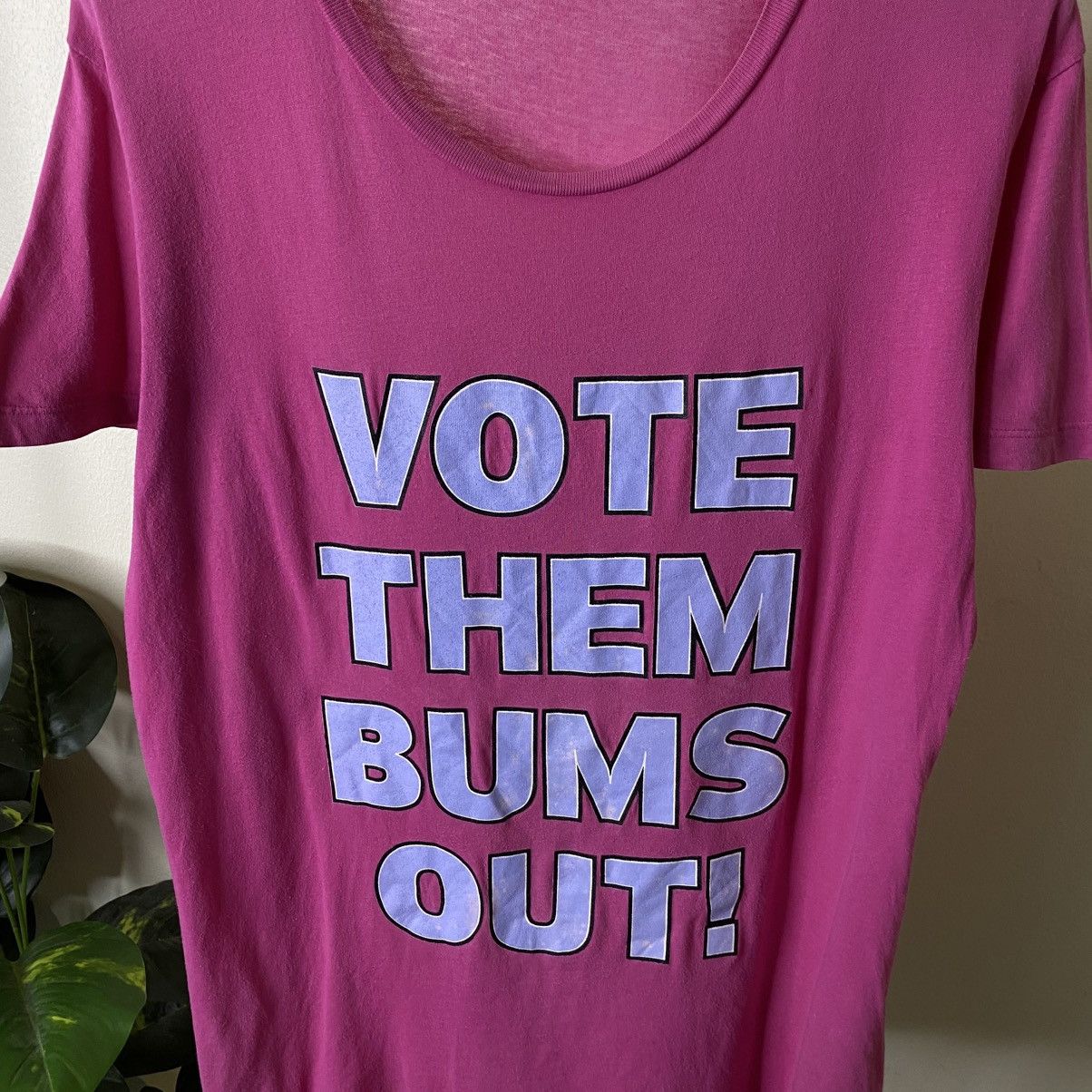 Marc Jacobs Marc Jacobs Vote Them Bums Out! T Shirt Size US L / EU 52-54 / 3 - 2 Thumbnail