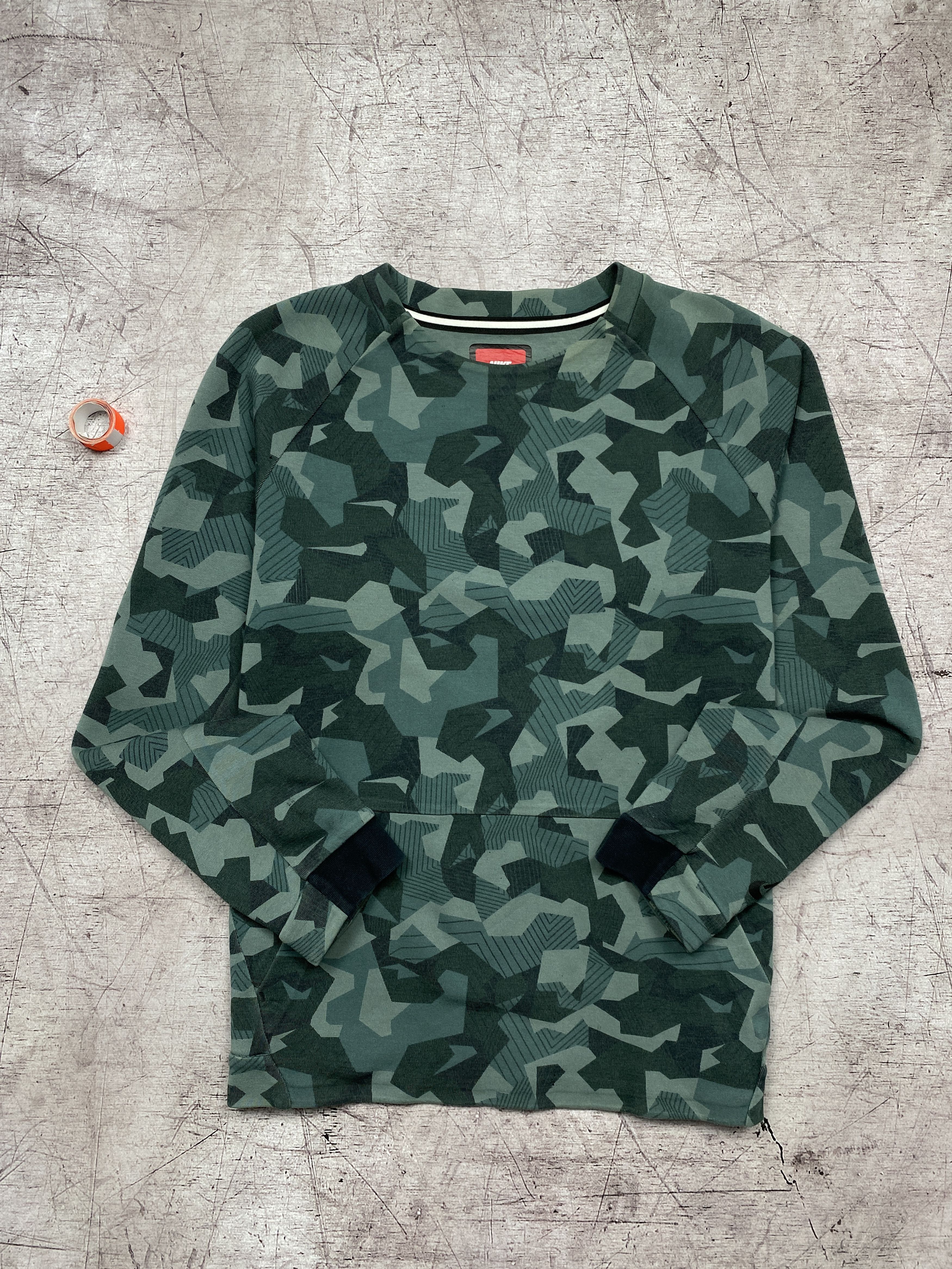 Nike × Vintage Nike Tech Fleece Vintage Mens Crew Neck Sweatshirt Size US S / EU 44-46 / 1 - 1 Thumbnail