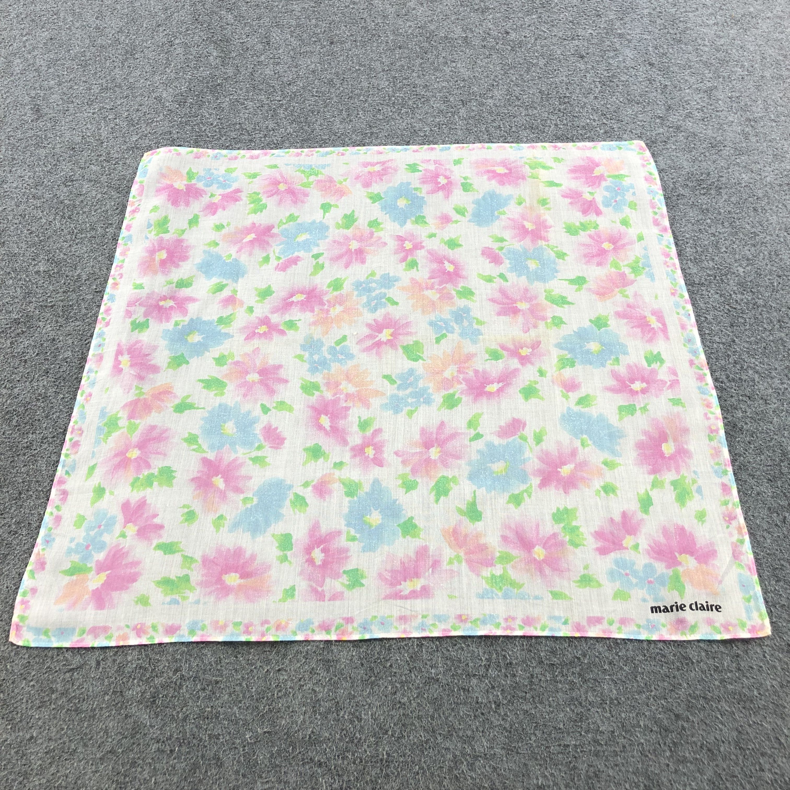 Vintage Marie Claire Handkerchief Neckerchief Bandana H1383 Size ONE SIZE - 1 Thumbnail