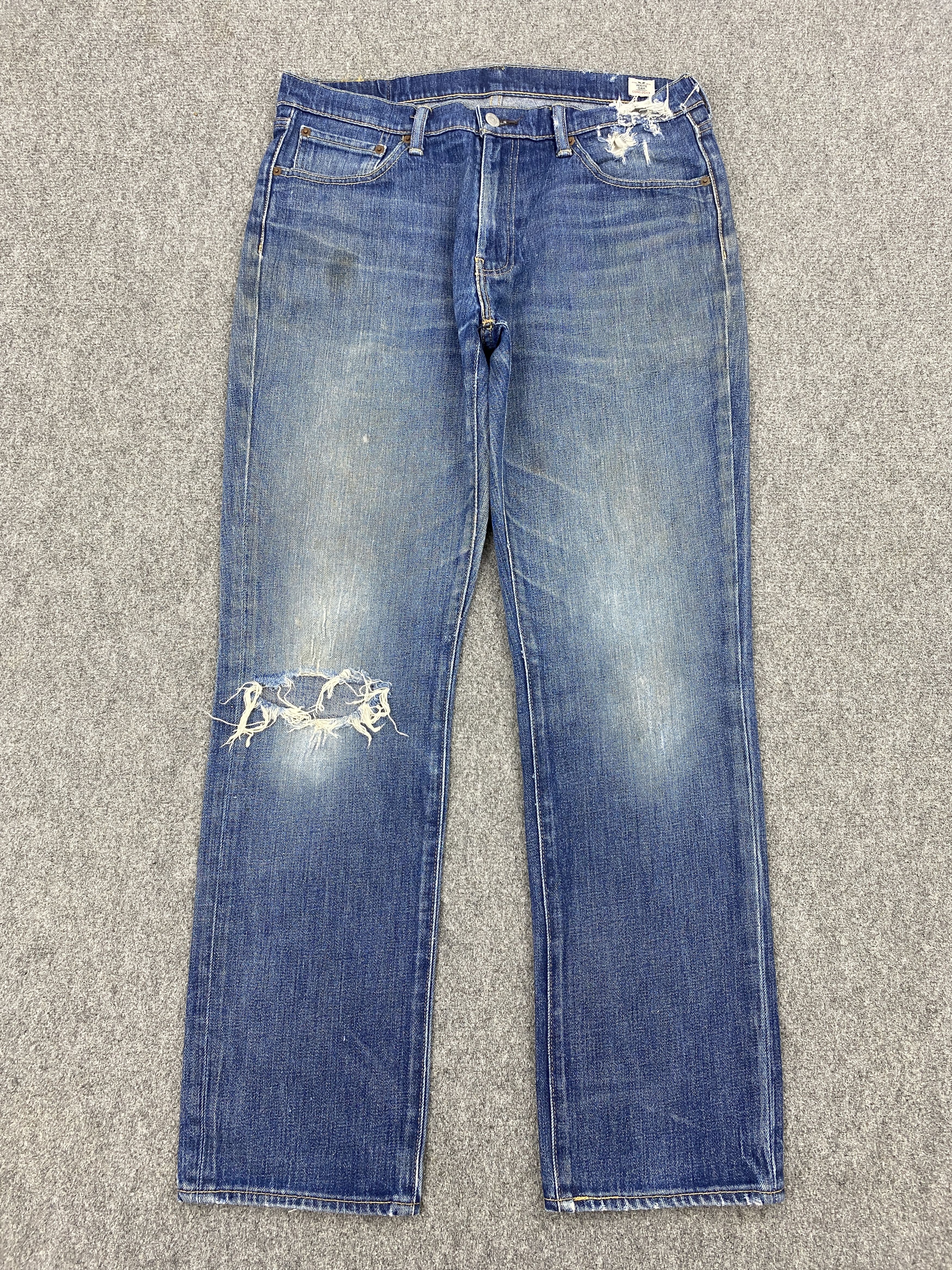 Levi's × Vintage Distressed Vintage Levi's 541 Denim Jeans Size US 34 / EU 50 - 1 Thumbnail
