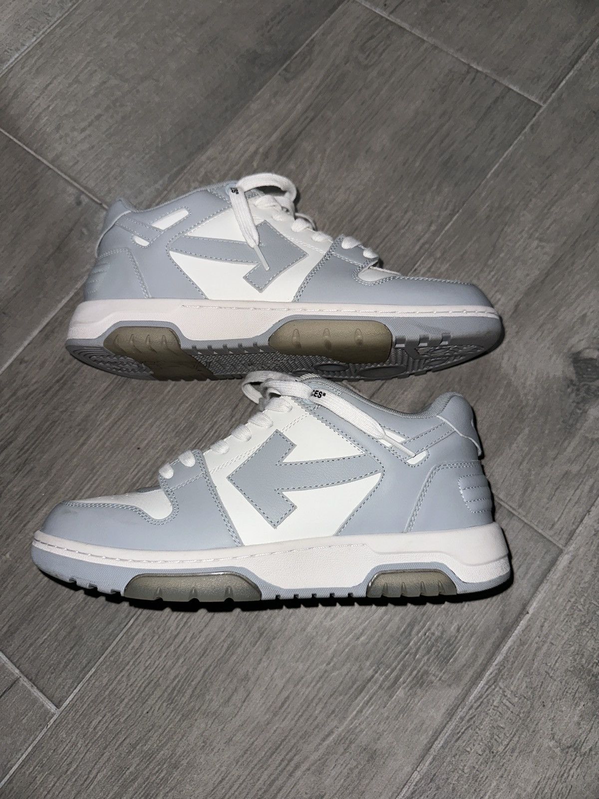 Off-White Off white out of office Size US 8.5 / EU 41-42 - 1 Thumbnail