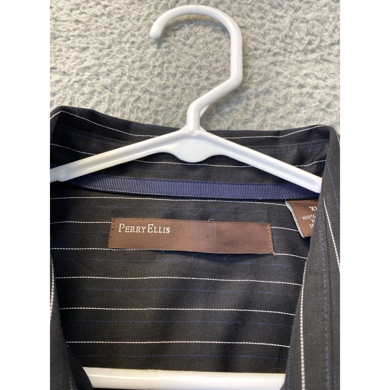 Perry Ellis VINTAGE Perry Ellis Shirt Men XL Long Sleeve Dress Shirt Casual Formal Button-Down Striped Black Size US XL / EU 56 / 4 - 6 Thumbnail