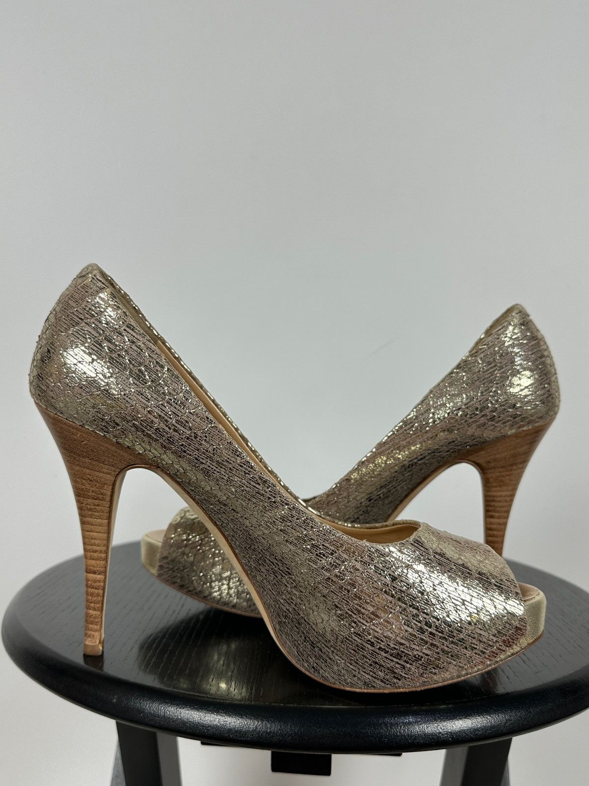 Giuseppe Zanotti Giuseppe Zanotti Gold Metallic Python Embossed Leather Pumps Size US 8 / IT 38 - 10 Thumbnail
