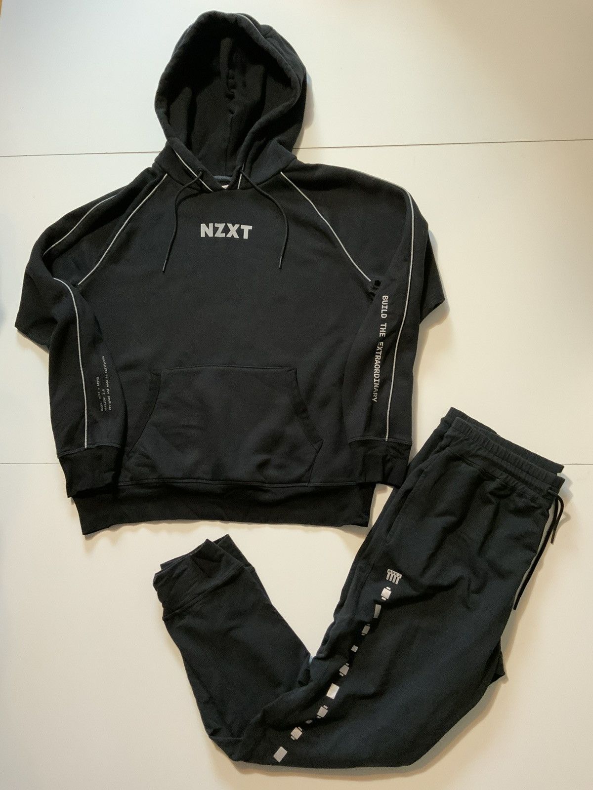 Other Ateyo NZXT Pop Up 2019 Exclusive 2PC Sweatsuit Set Size US XL / EU 56 / 4 - 1 Thumbnail