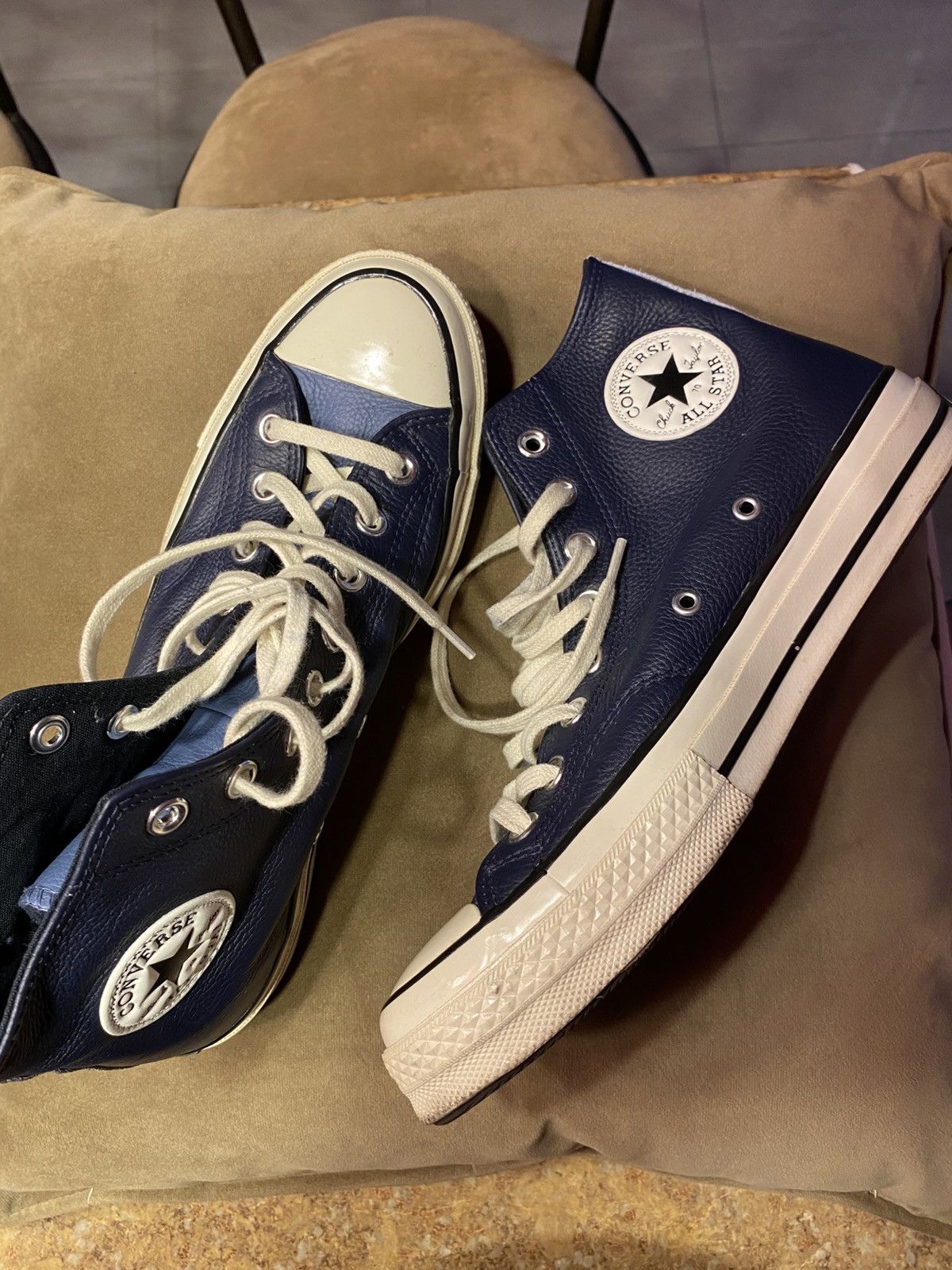 Converse Men’s shoes Size US 8.5 / EU 41-42 - 2 Thumbnail