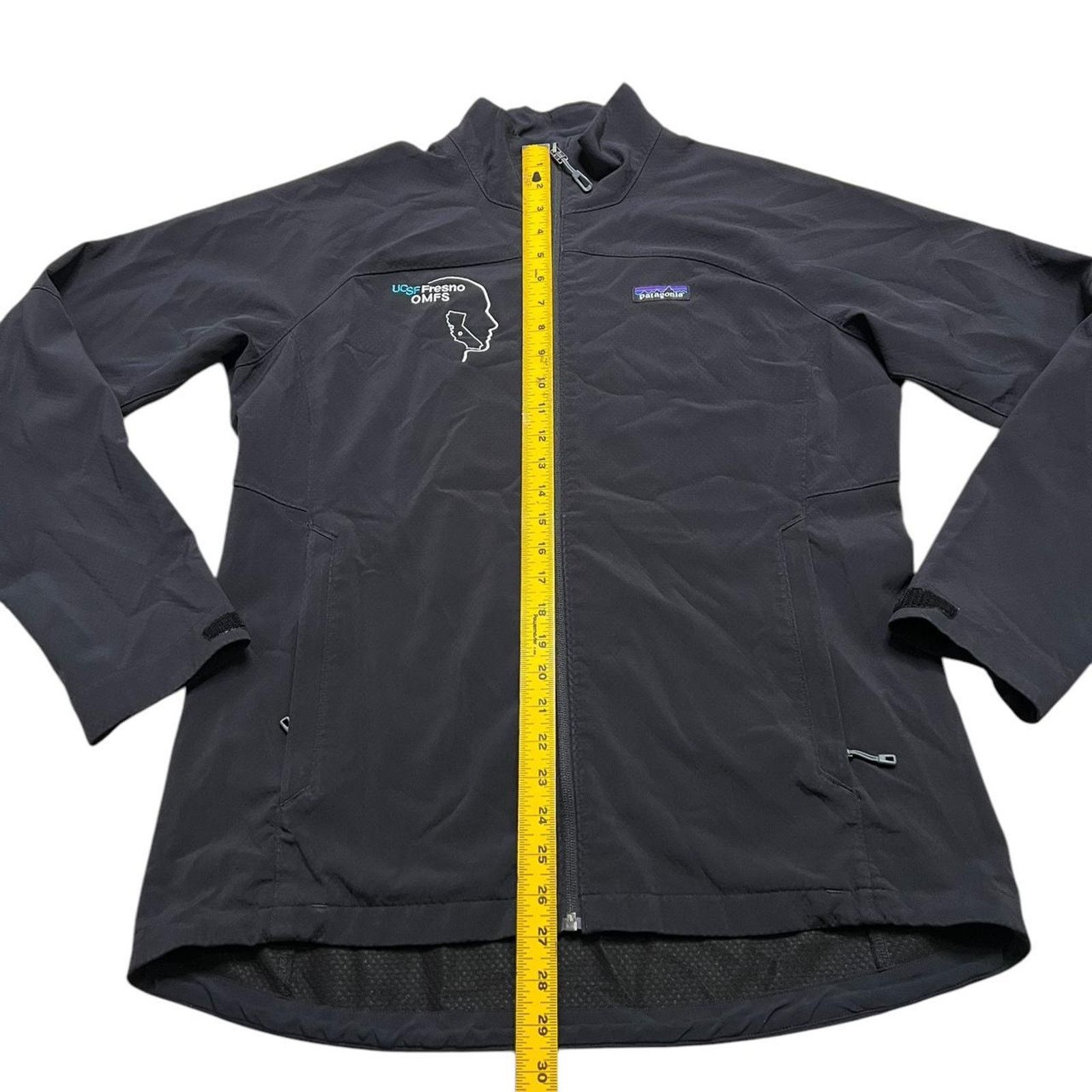 Patagonia Patagonia Womens L Full Zip Softshell Jacket UCSF OMFS Size L / US 10 / IT 46 - 13 Thumbnail