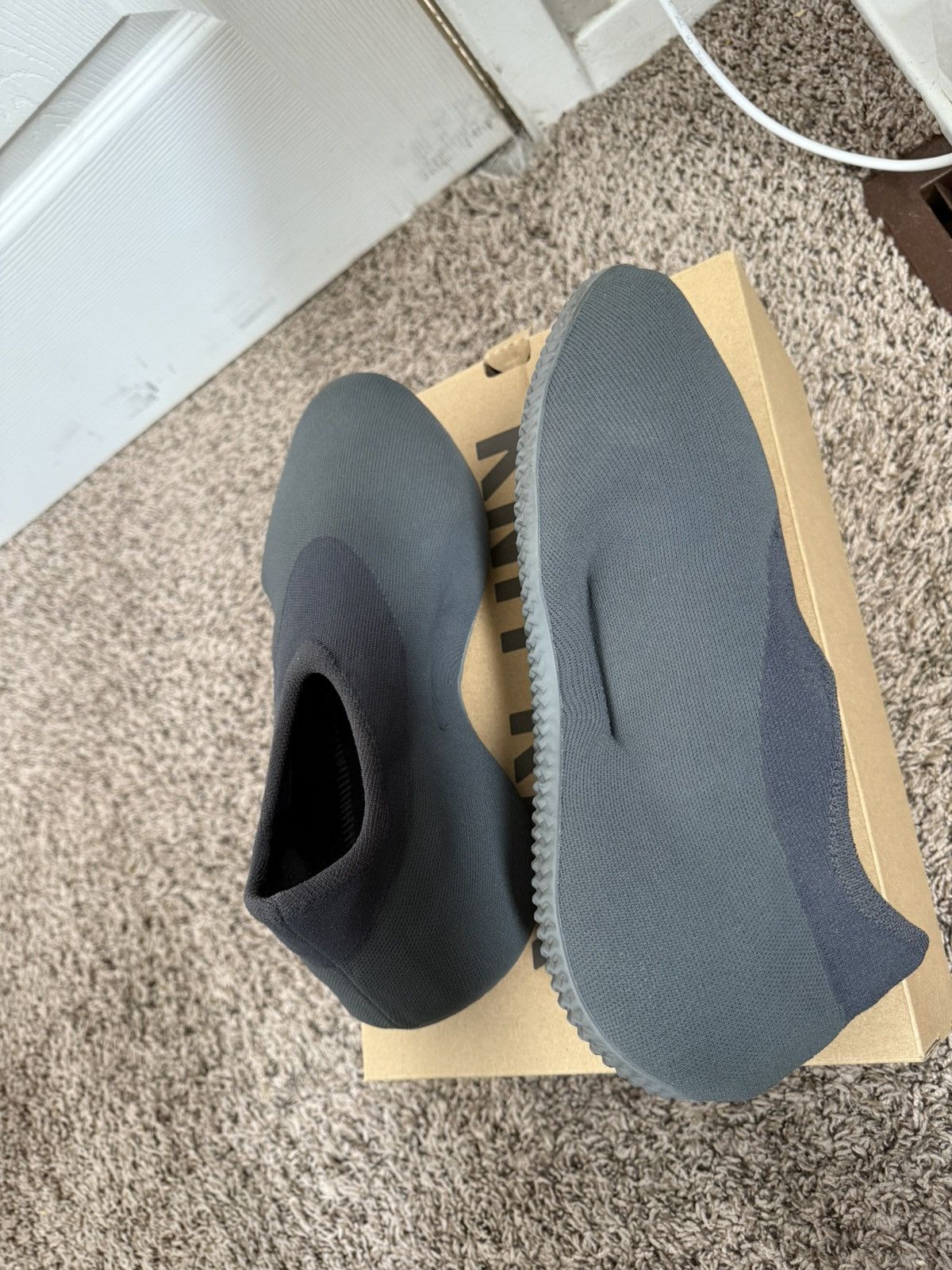 Adidas YEEZY Knit Runner Stone Onyx Size US 12 / EU 45 - 6 Thumbnail