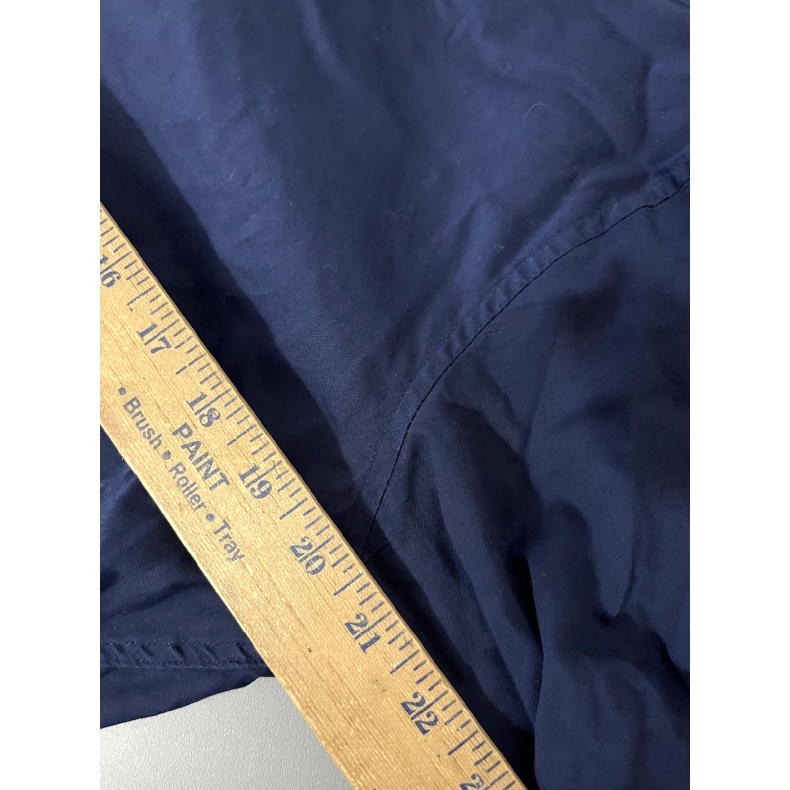 Vince Camuto VINTAGE Vince Camuto Button-Up Shirt, Adult Men 15.5 Blue Slim Fit Long Sleeve Casual Mens Size US M / EU 48-50 / 2 - 5 Thumbnail