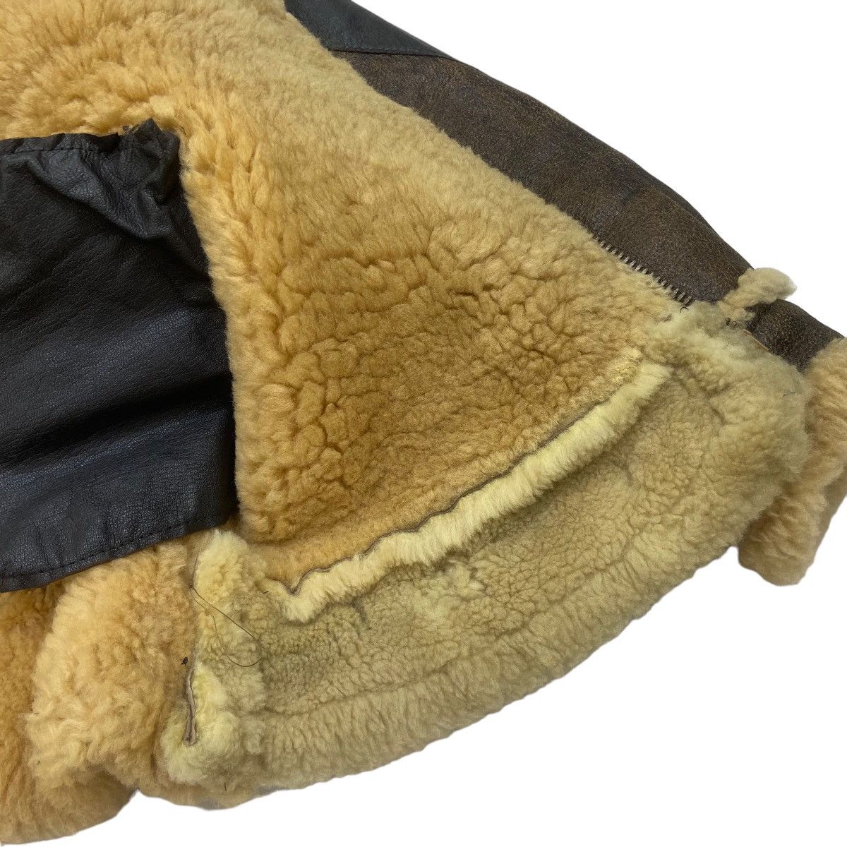 Golden Bear Vintage Golden Bear B 3 Military Sherling Sheepskin Coat Size US S / EU 44-46 / 1 - 15 Thumbnail
