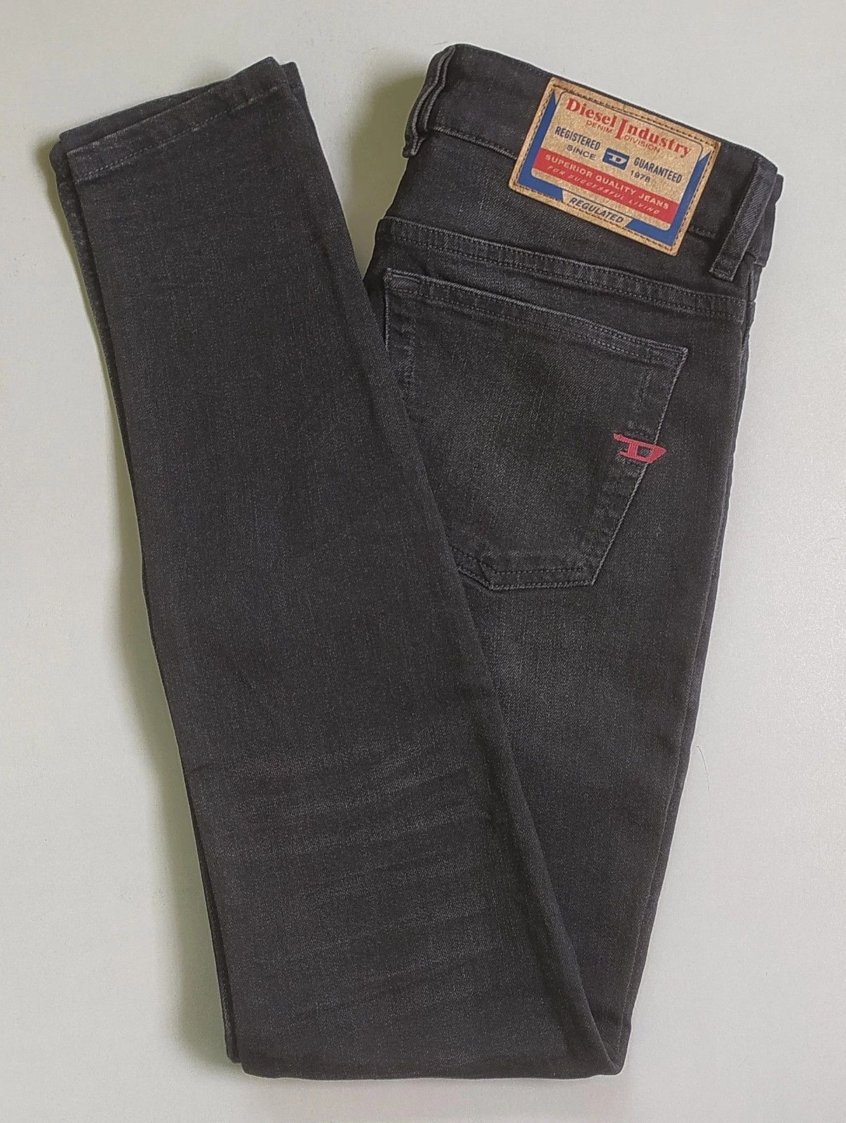 Diesel Diesel 1979 SLEENKER L.30 MENS JEANS T/9933 Size US 28 / EU 44 - 12 Thumbnail