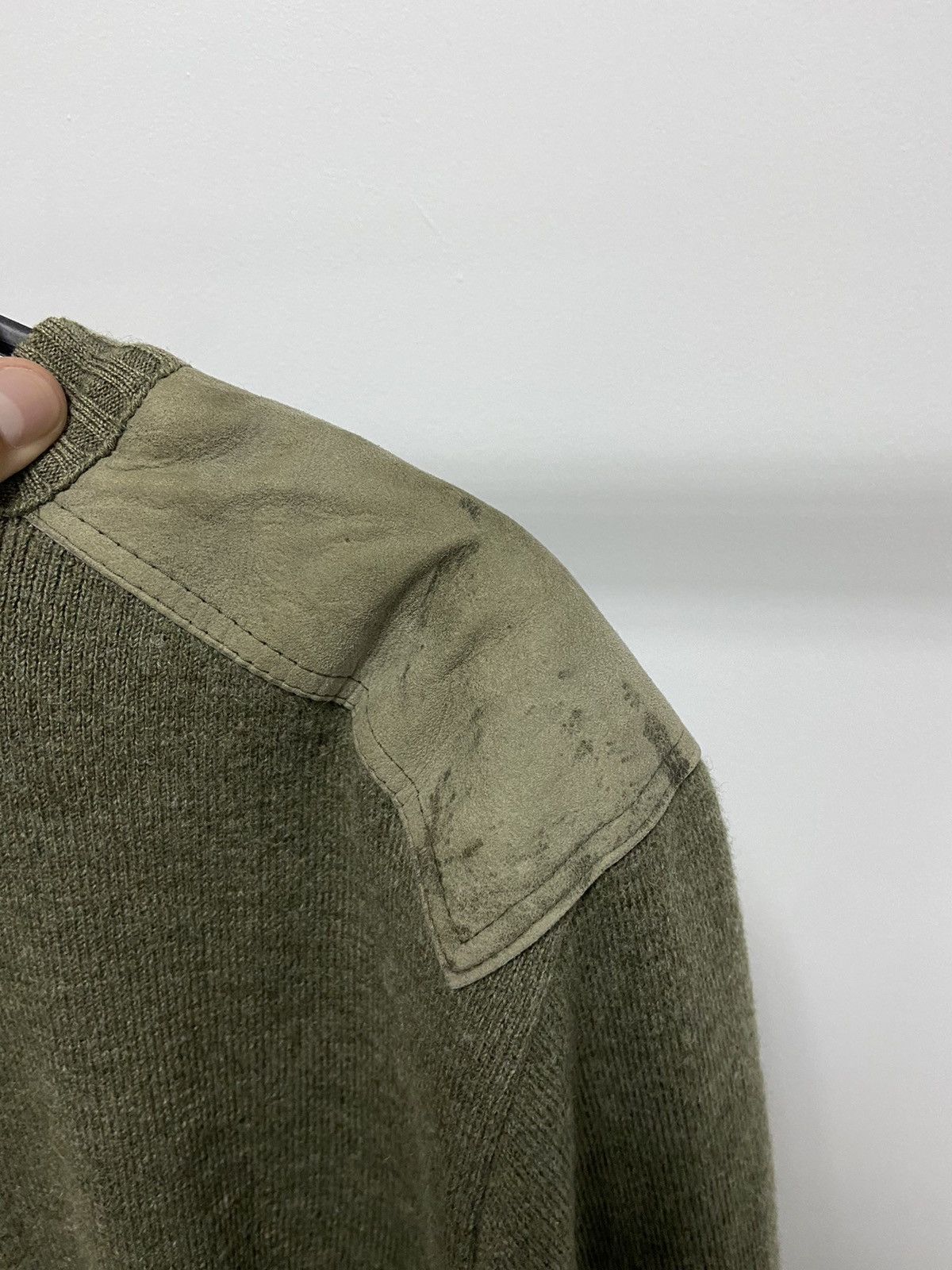 Burberry Burberry Vintage sweater Wool knitted Logo leather elbows Size US XL / EU 56 / 4 - 10 Thumbnail