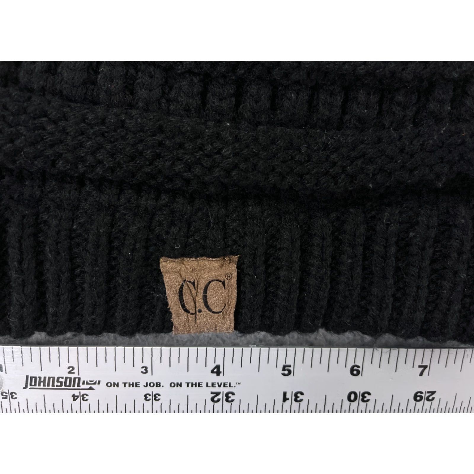 Vintage C.C Exclusives Beanie Toque Womens One Size Black Knit Acrylic Faux Fur Pom Size ONE SIZE - 2 Thumbnail