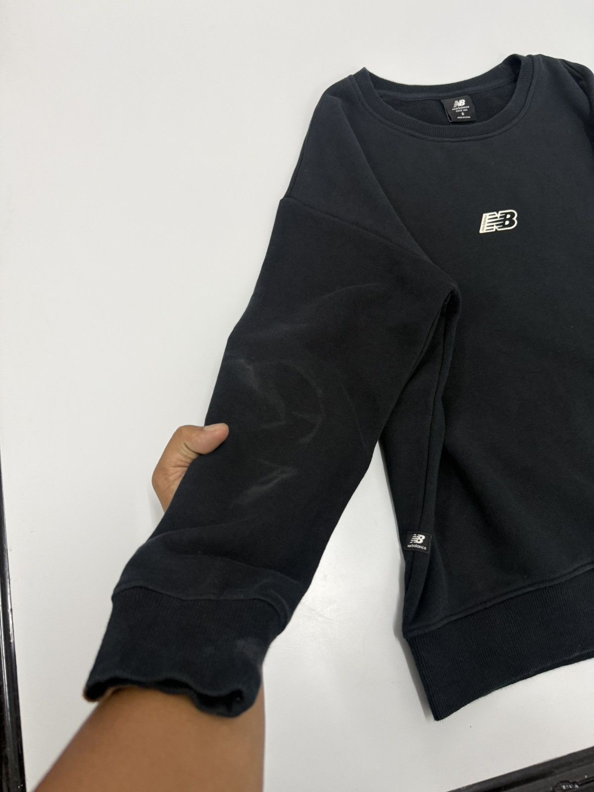 New Balance 🔥 Y2K New Balance Centre iConic Logo Boxy Sweatshirt - S Size US S / EU 44-46 / 1 - 10 Thumbnail