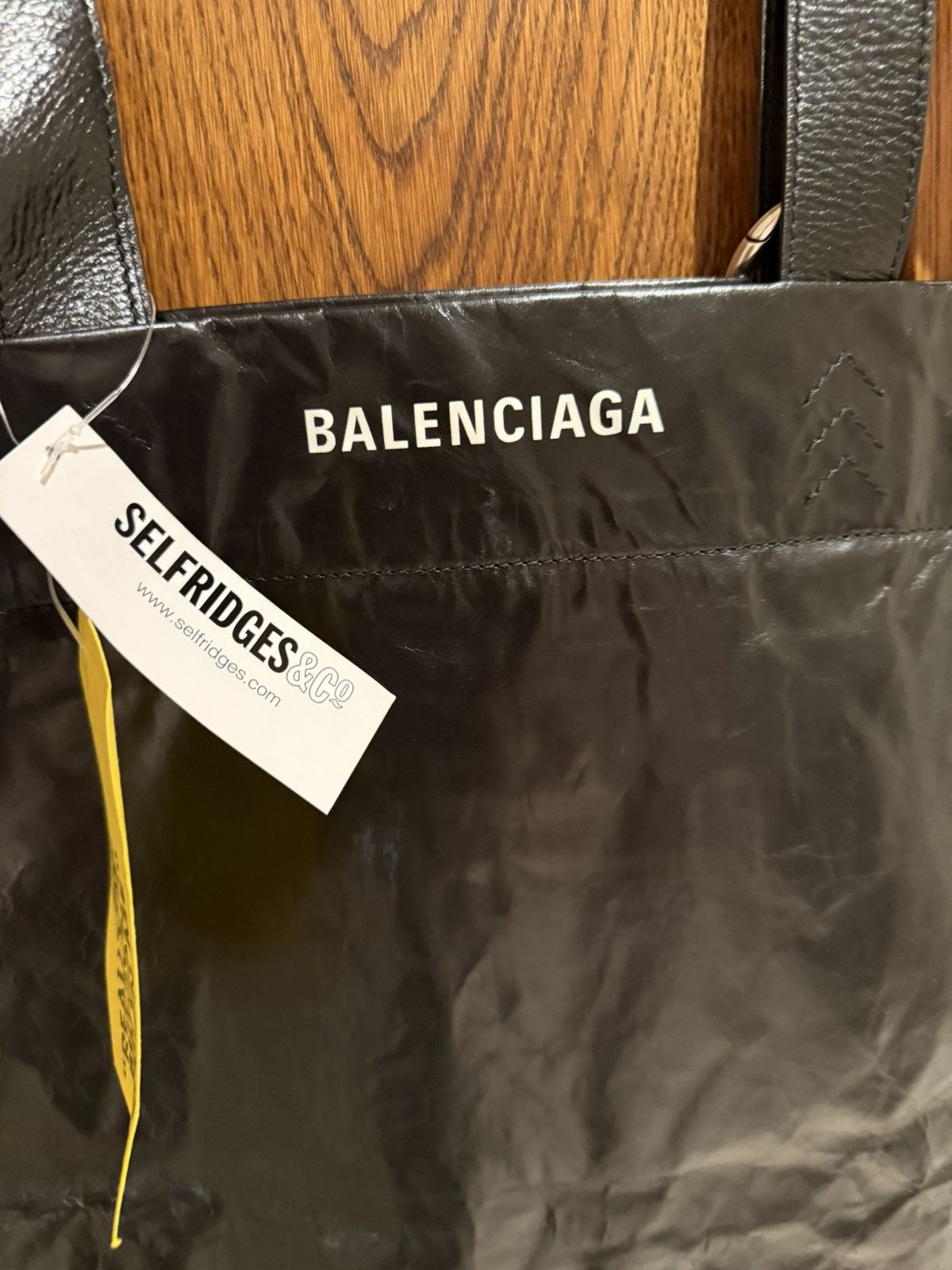 Balenciaga Balenciaga The Simpsons black tote bag bondage Keychain ring Size ONE SIZE - 14 Thumbnail