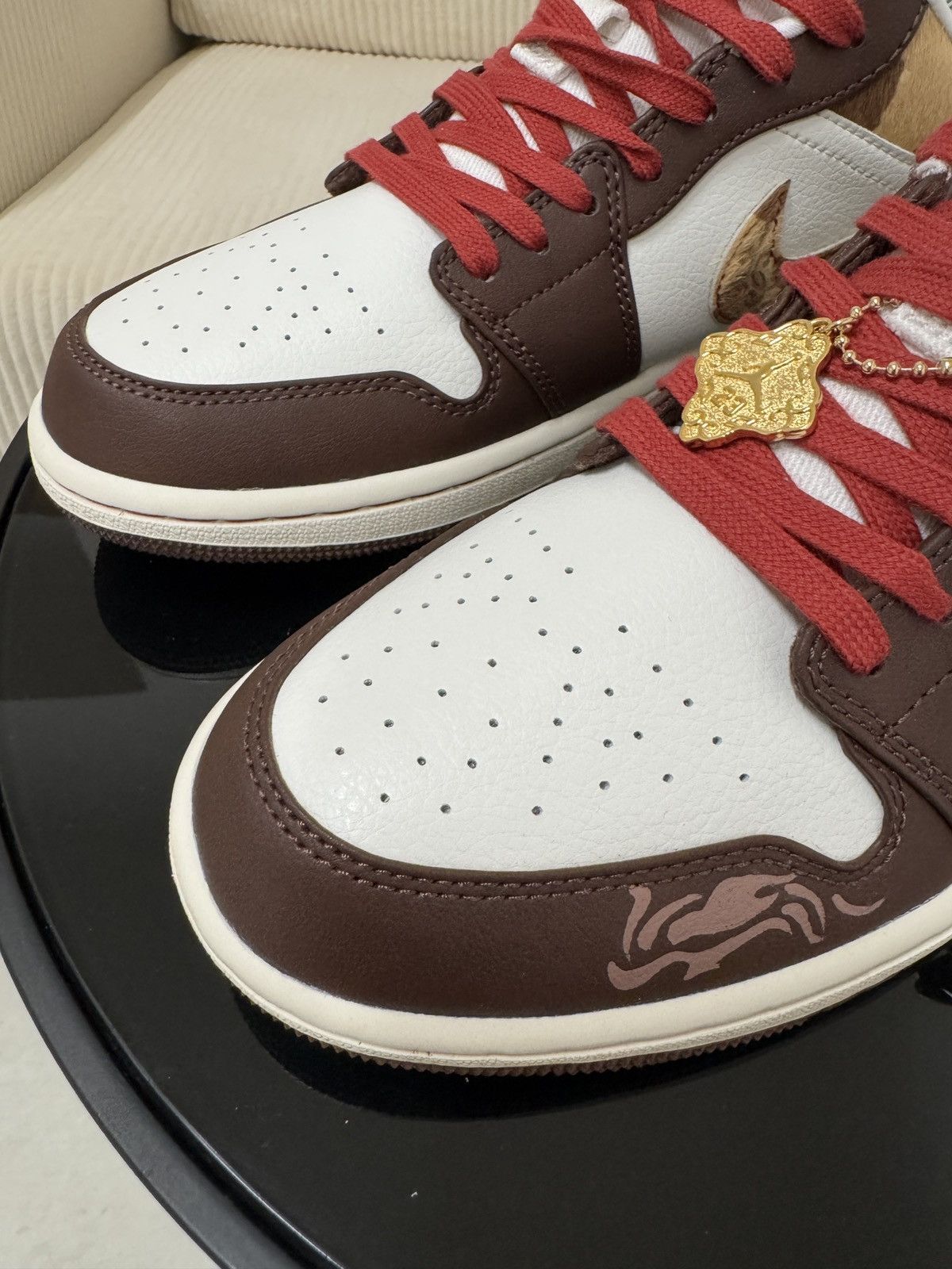 Nike Air Jordan 1 Low SE Size US 8 / EU 41 - 5 Thumbnail