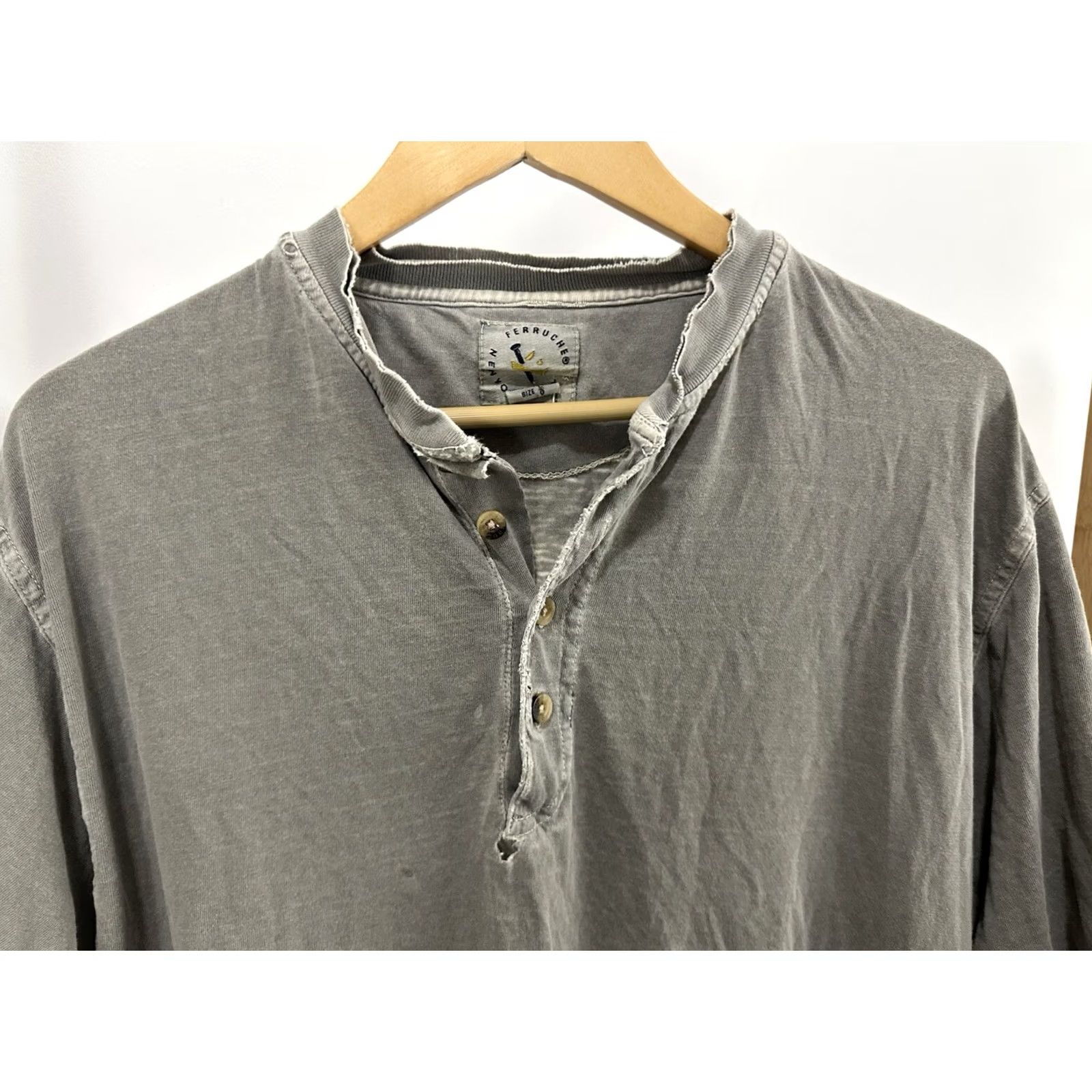 Vintage VINTAGE Ferruche NYC Thrashed WIP Work T-Shirt Henley Short Sleeve Size L Green Gray Mens Shirt Size US L / EU 52-54 / 3 - 5 Thumbnail